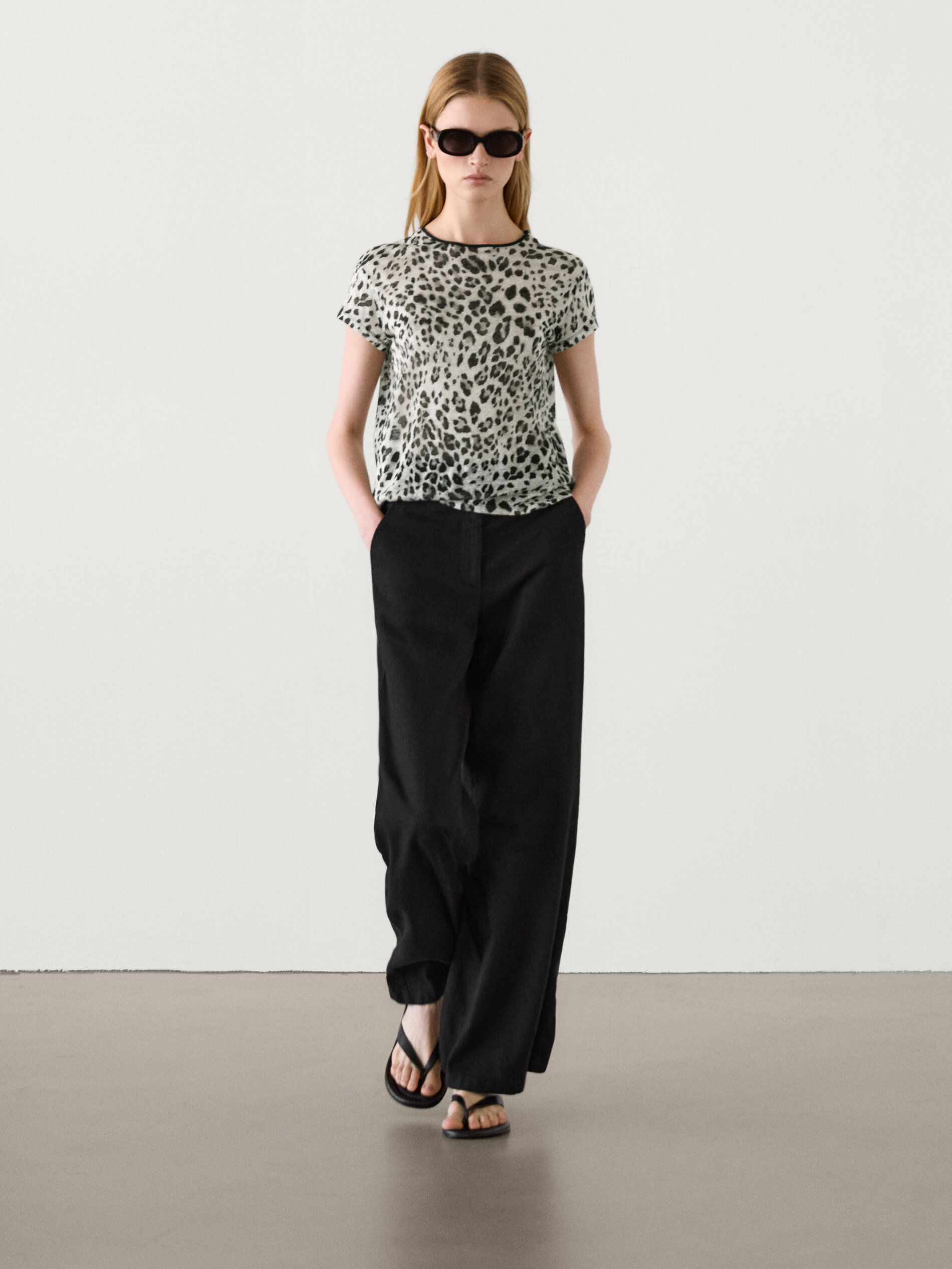 Leinenshirt mit Animalprint · Kombiniert · T-shirts Und Poloshirts  