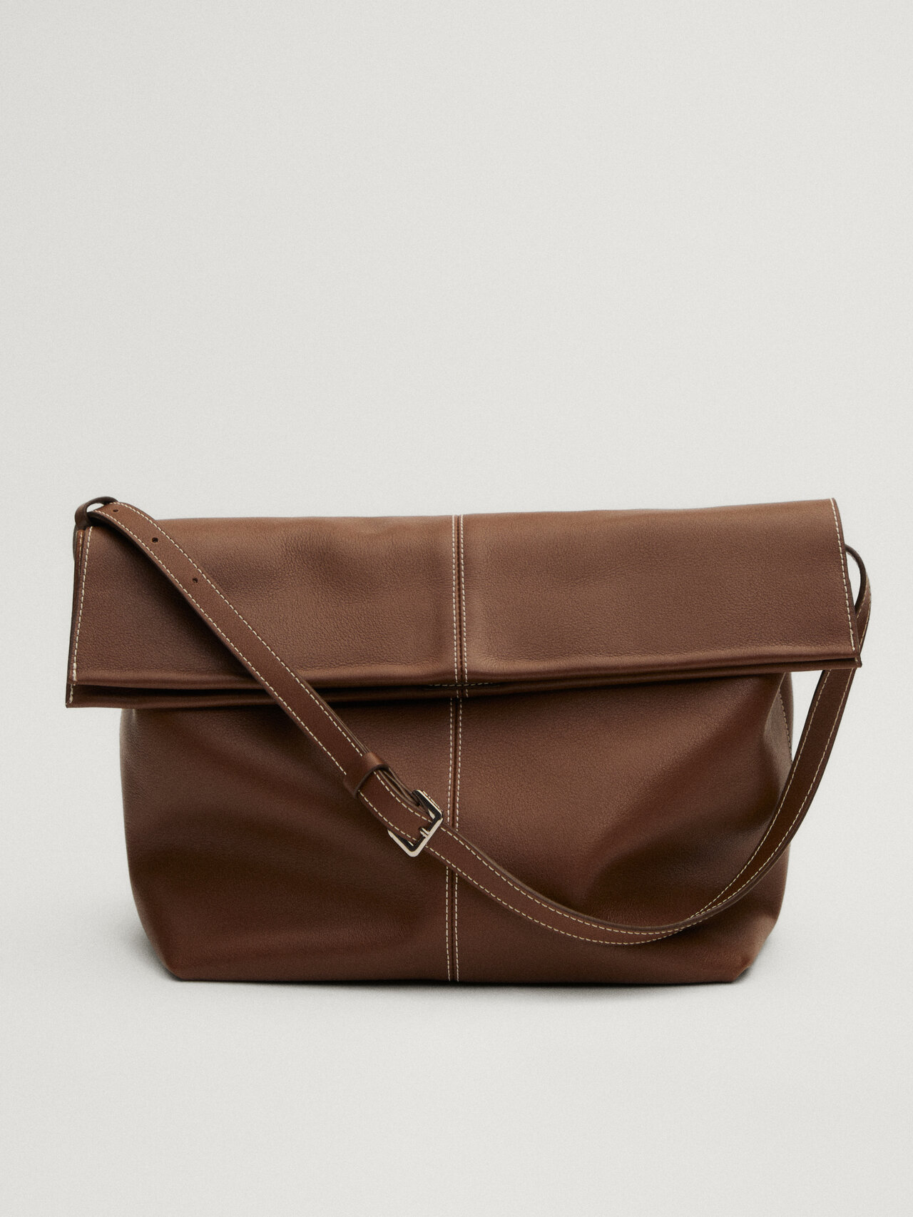 Nappa leather bag with adjustable strap