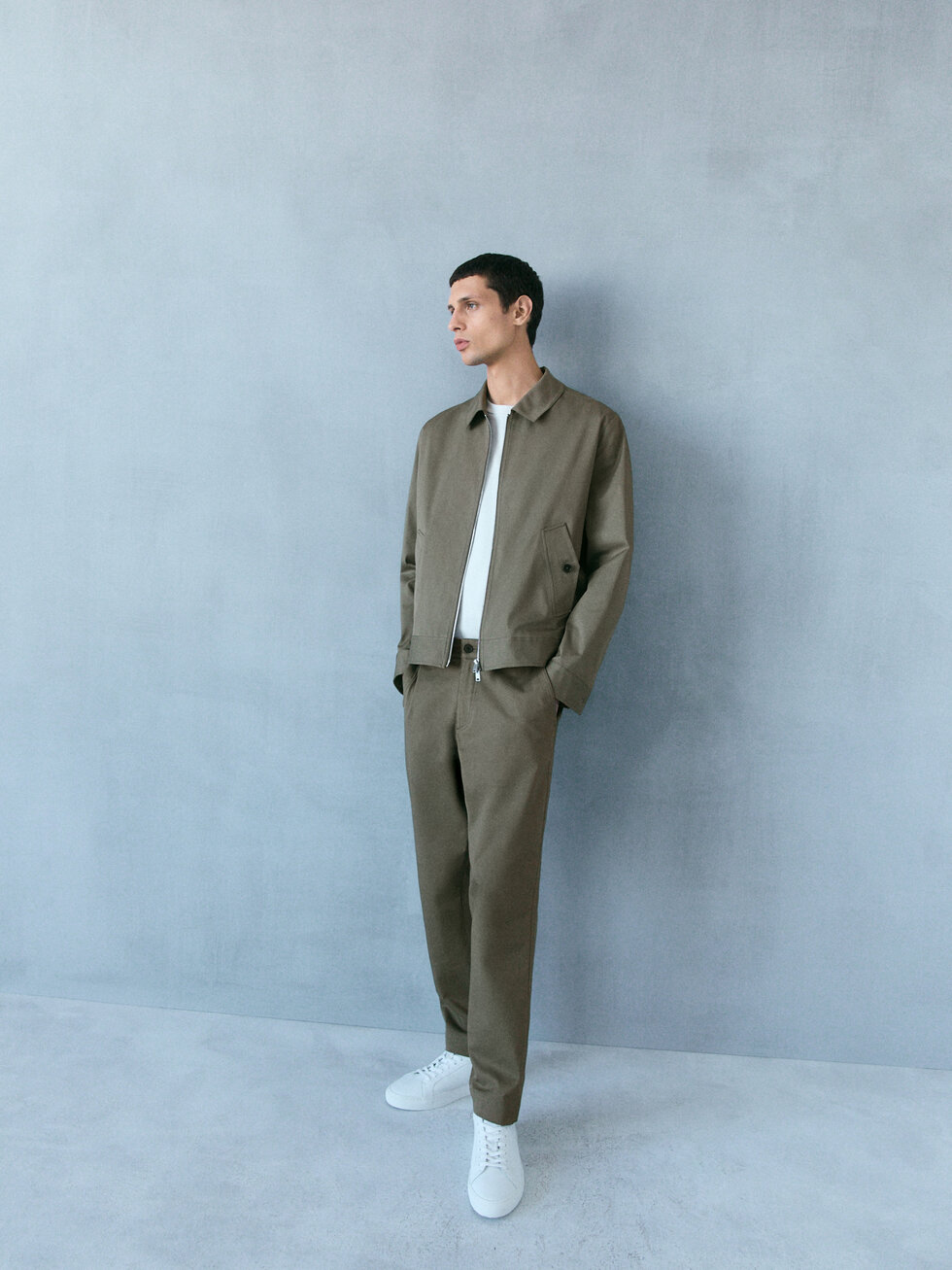 SBL-STUDIO-2 WHITE