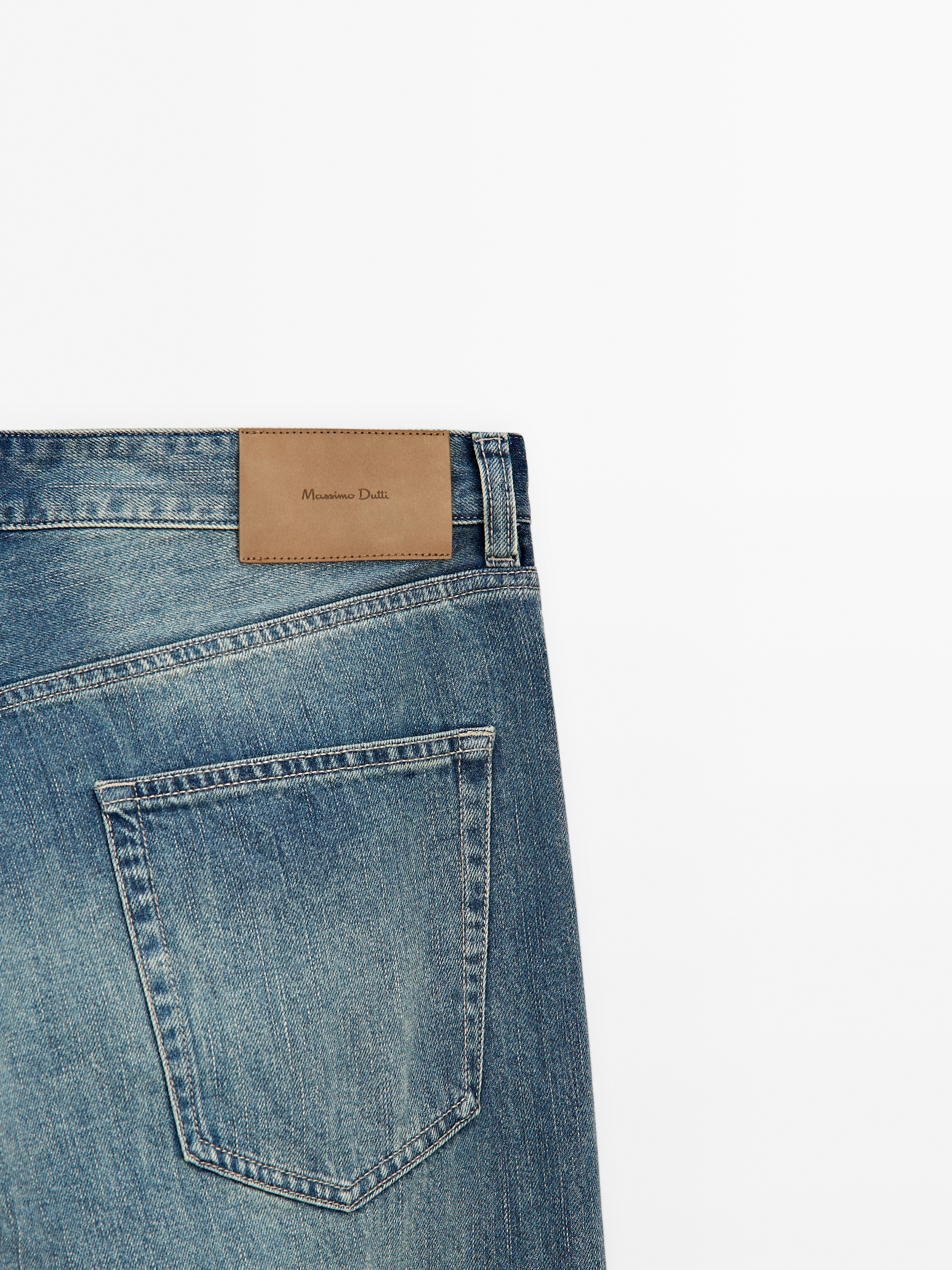 Tapered fit stone wash jean_7