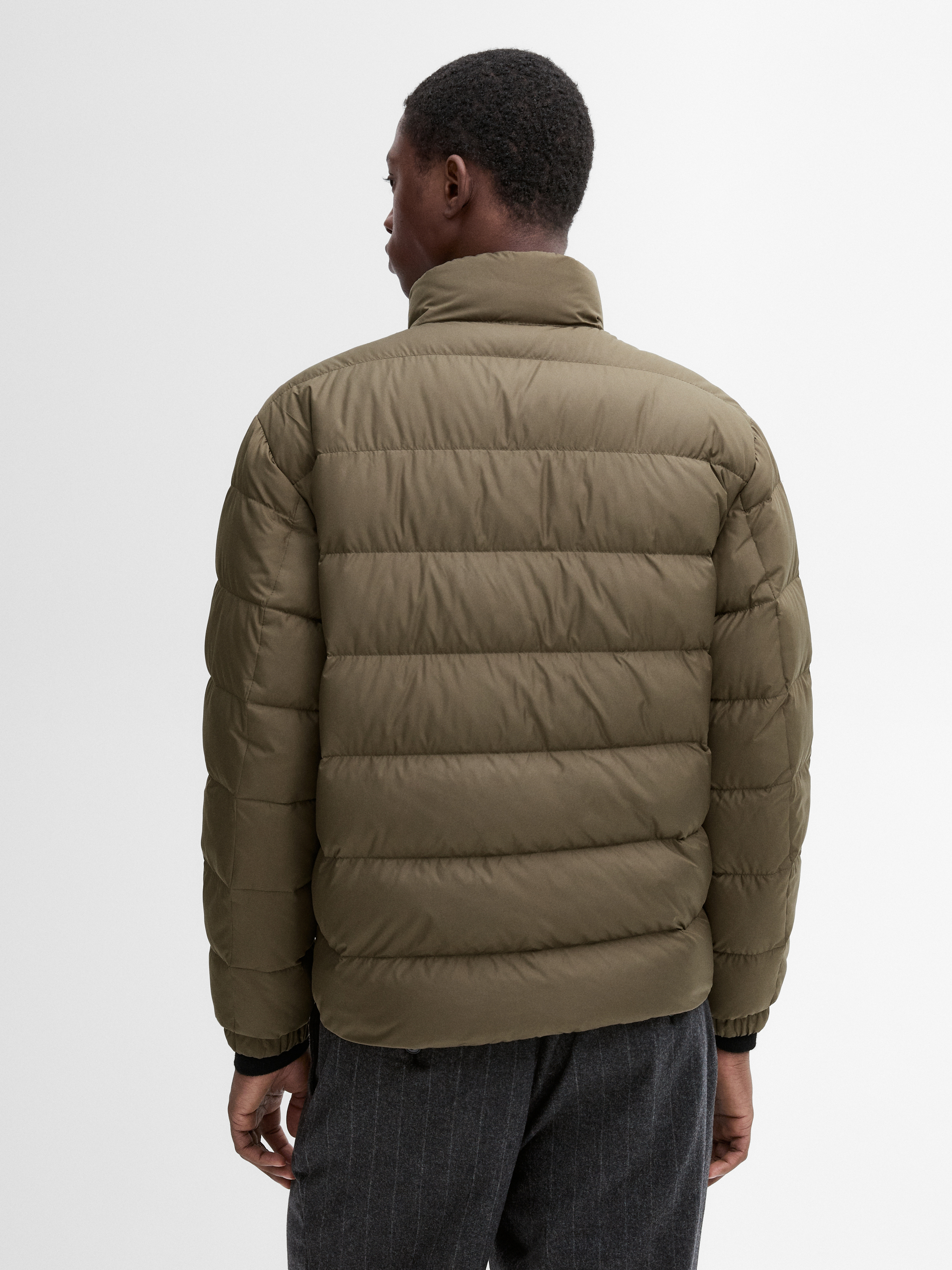 Lightweight quilted down jacket_10