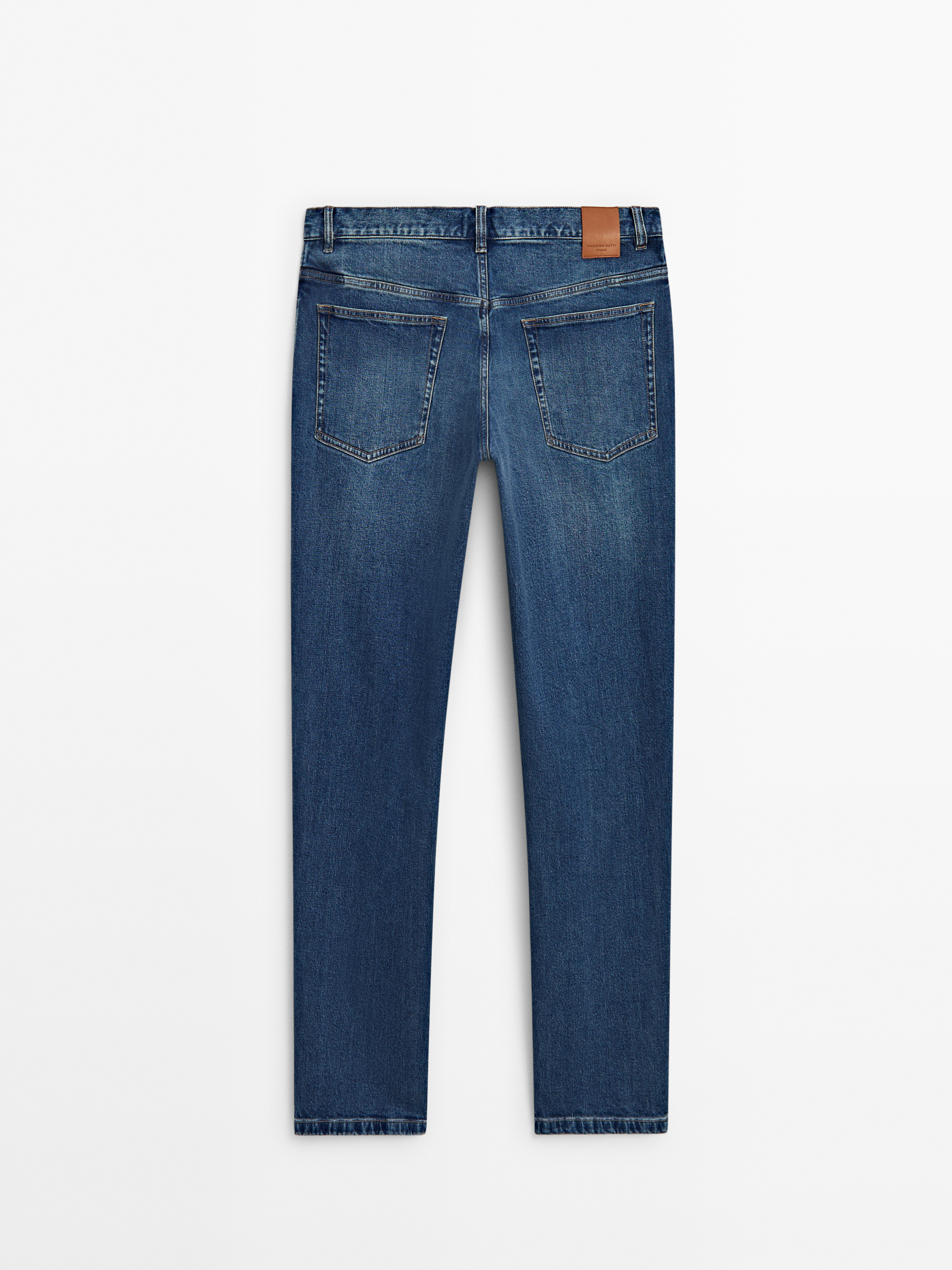 Straight fit stone wash jean - Studio_6