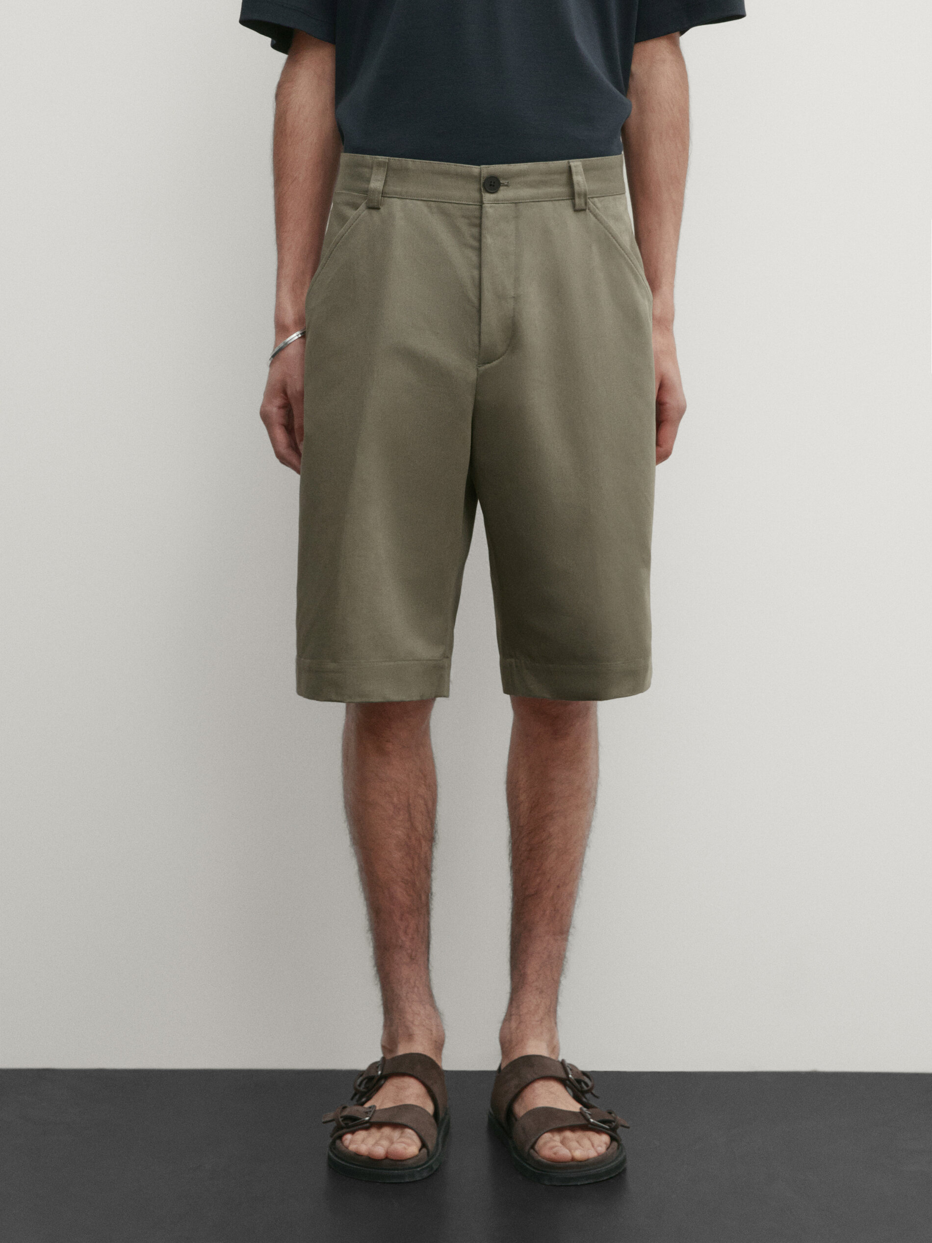 Cotton and linen blend bermuda shorts · Green, Sand · Dressy 