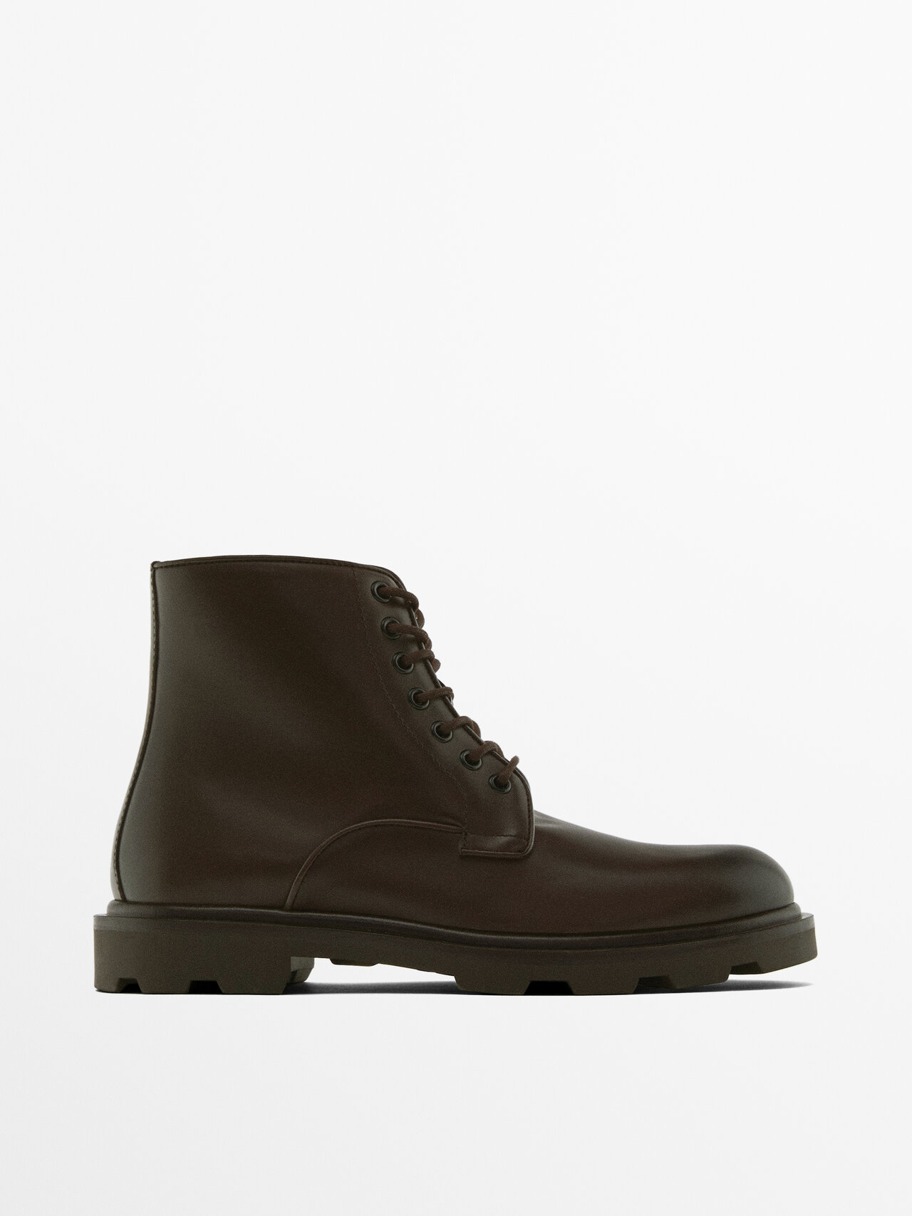 Shop Massimo Dutti Braune Stiefel Mit Schnürung