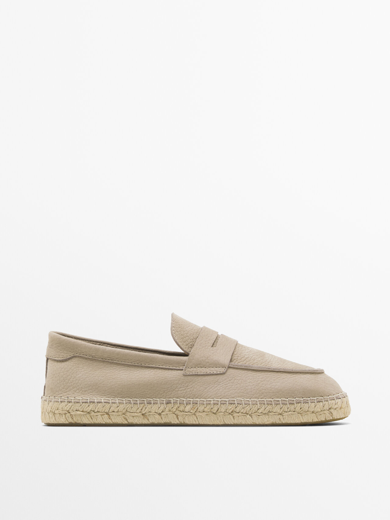 Shop Massimo Dutti Espadrilles Mit Loafer-detail Aus Nubukleder In Sand