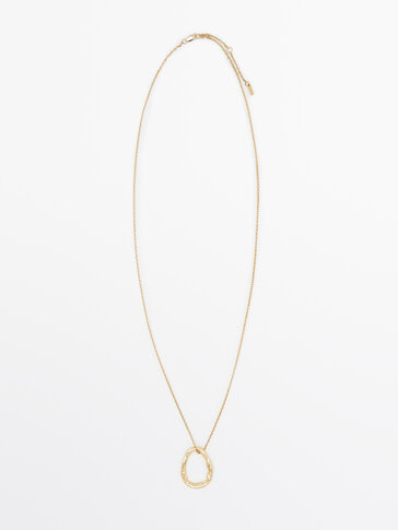 Long necklace with textured piece detail