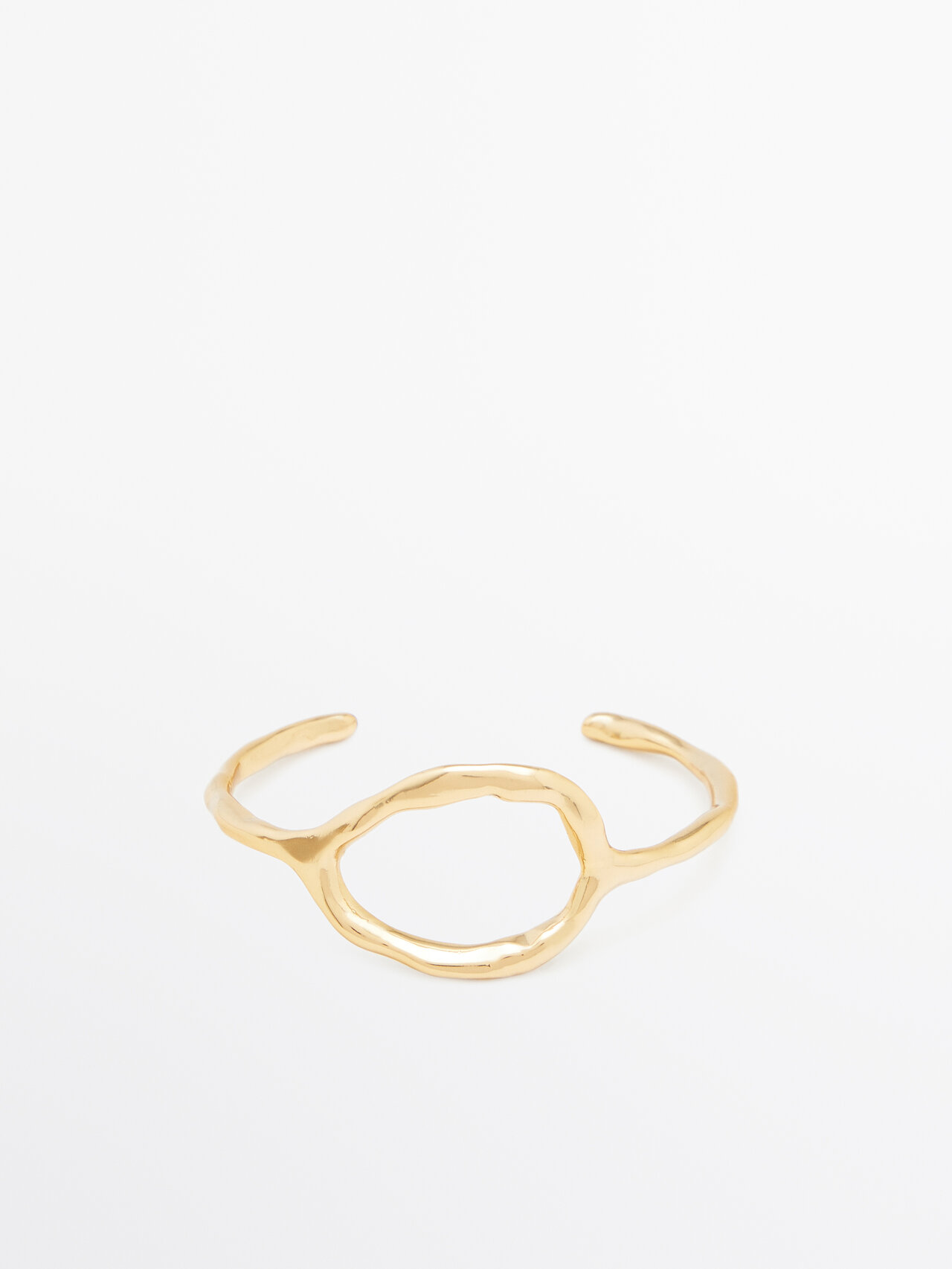 Massimo Dutti Rigid Open Bracelet With Textured Detail In Golden