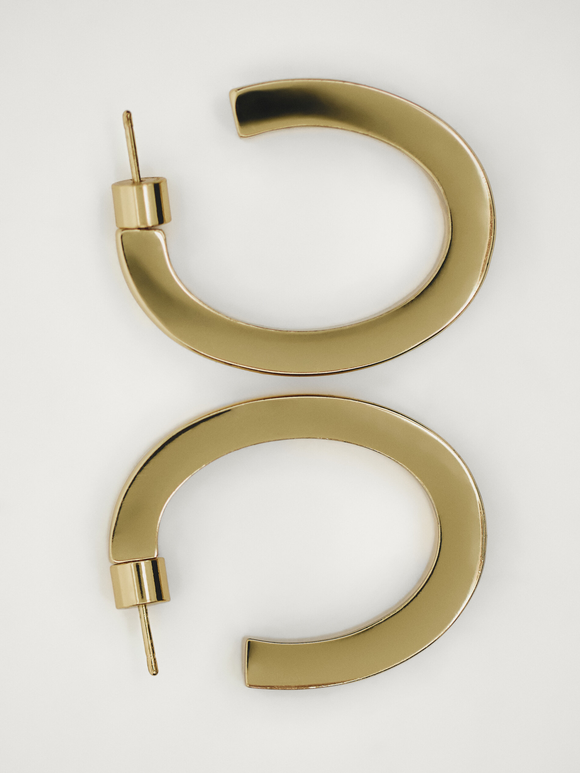 Large square hoop earrings golden accessories massimo dutti