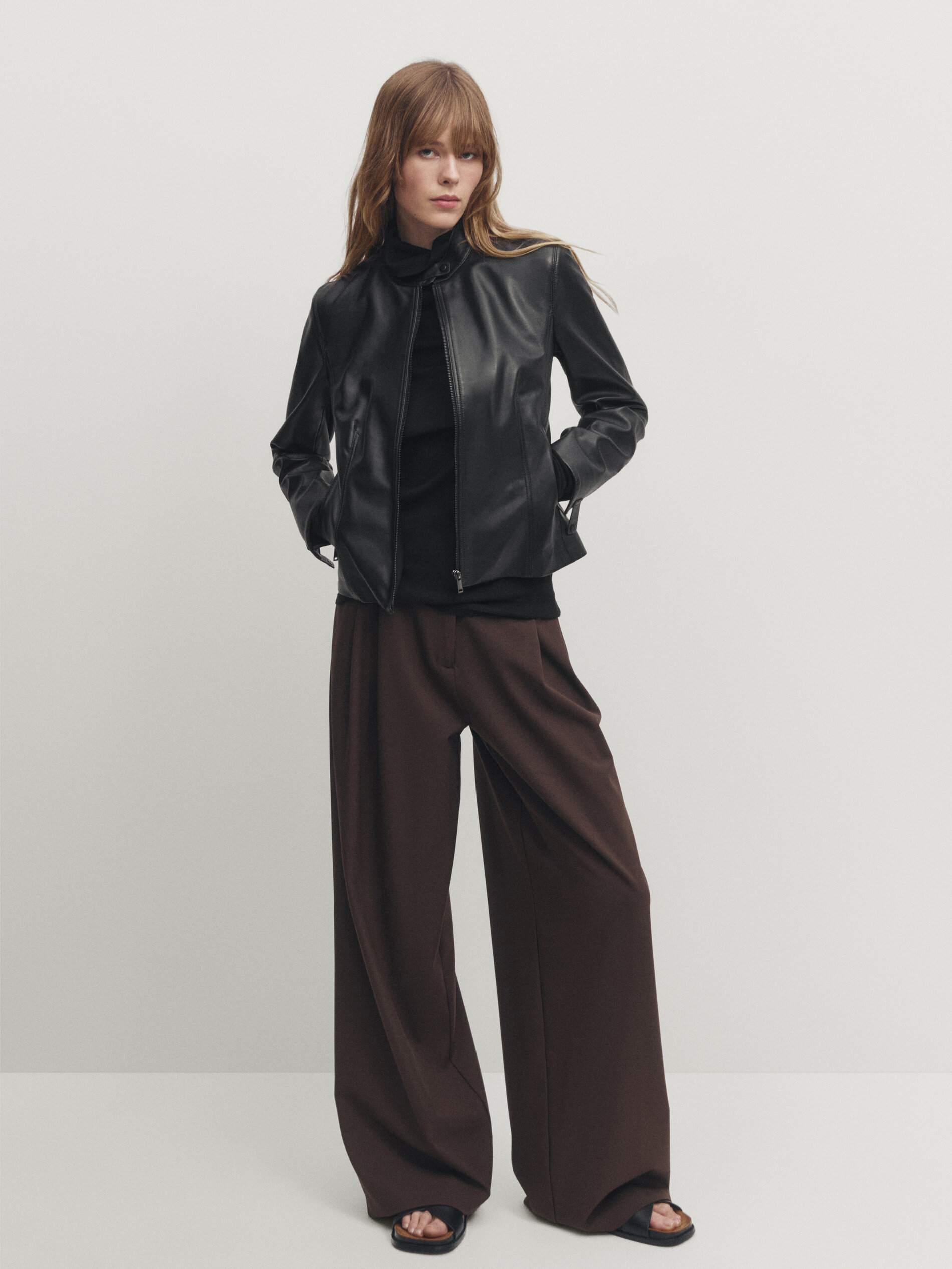 czarna-kurtka-ze-sk-ry-nappa-czarny-torby-i-plecaki-massimo-dutti