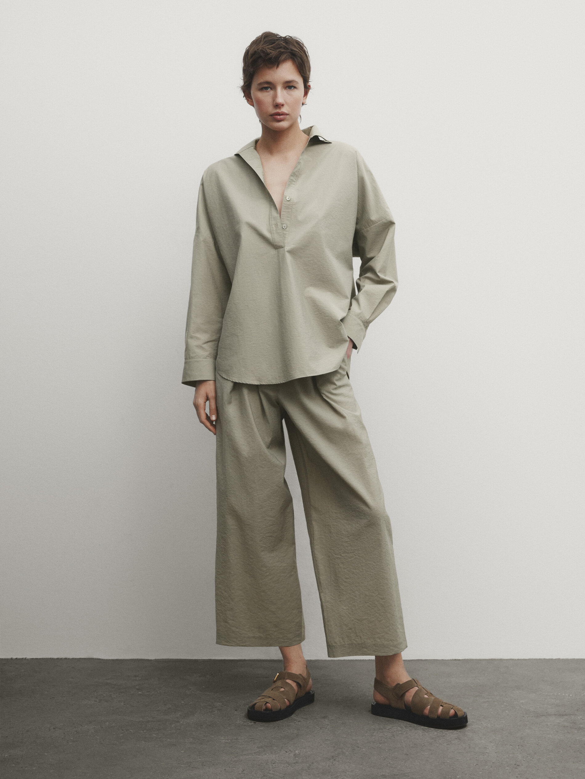 Technical trousers with darts · Pale Green, Cream · Dressy