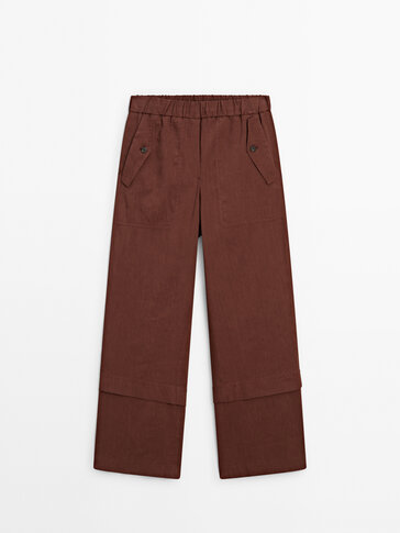 Carpenter trousers with seam details