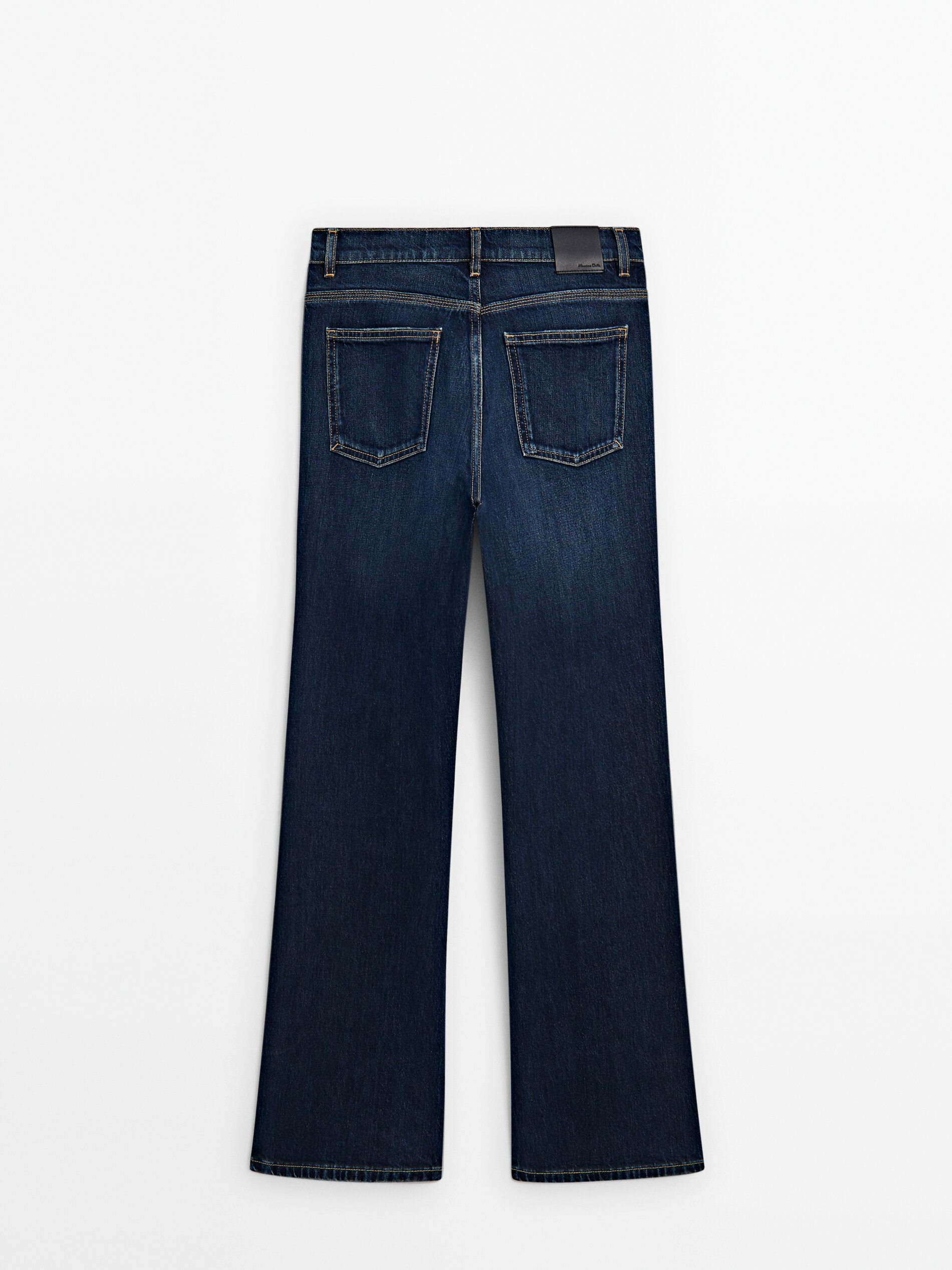 Jeans tiro alto bootcut