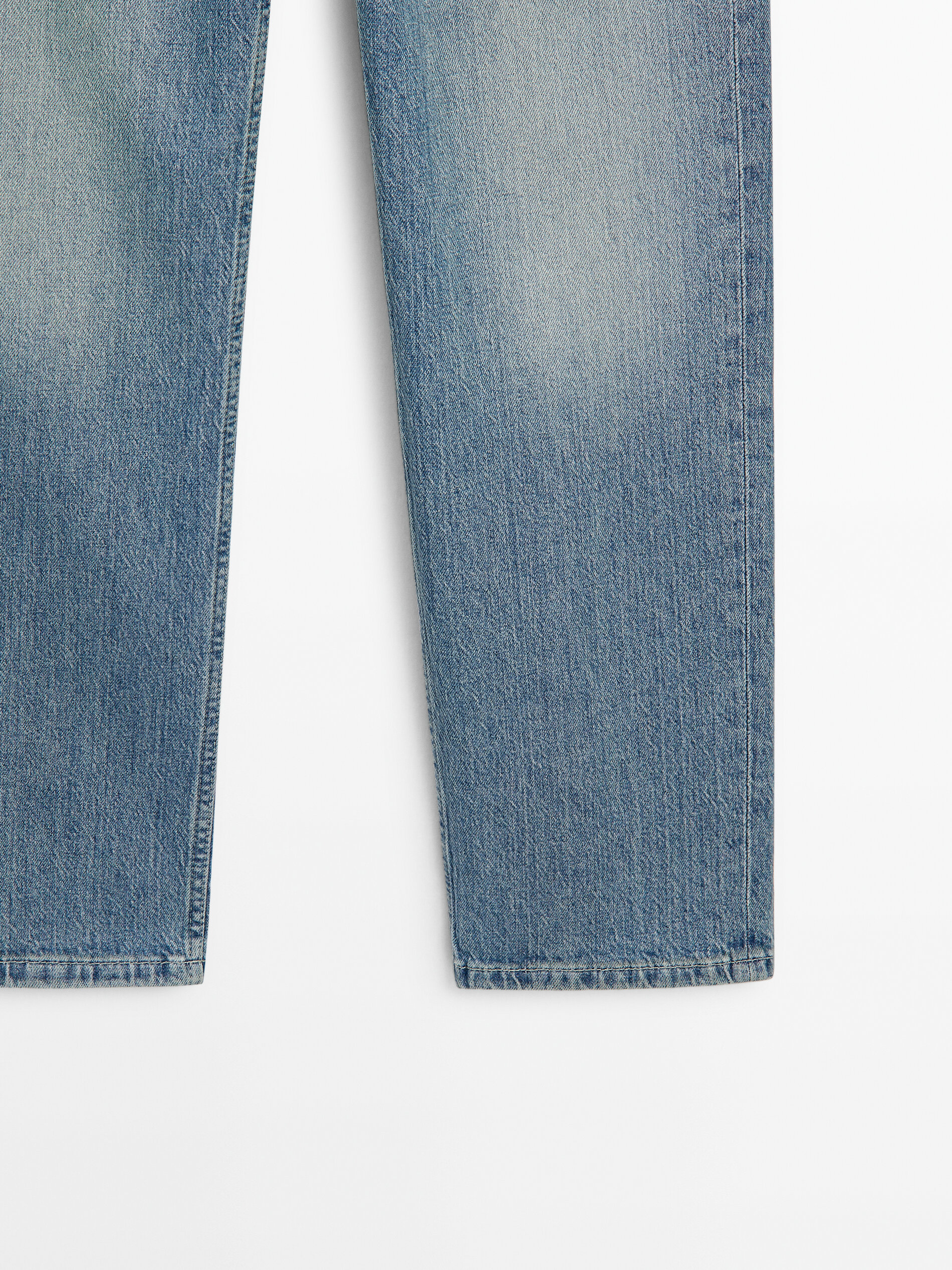 Jeans tiro medio straight fit confort