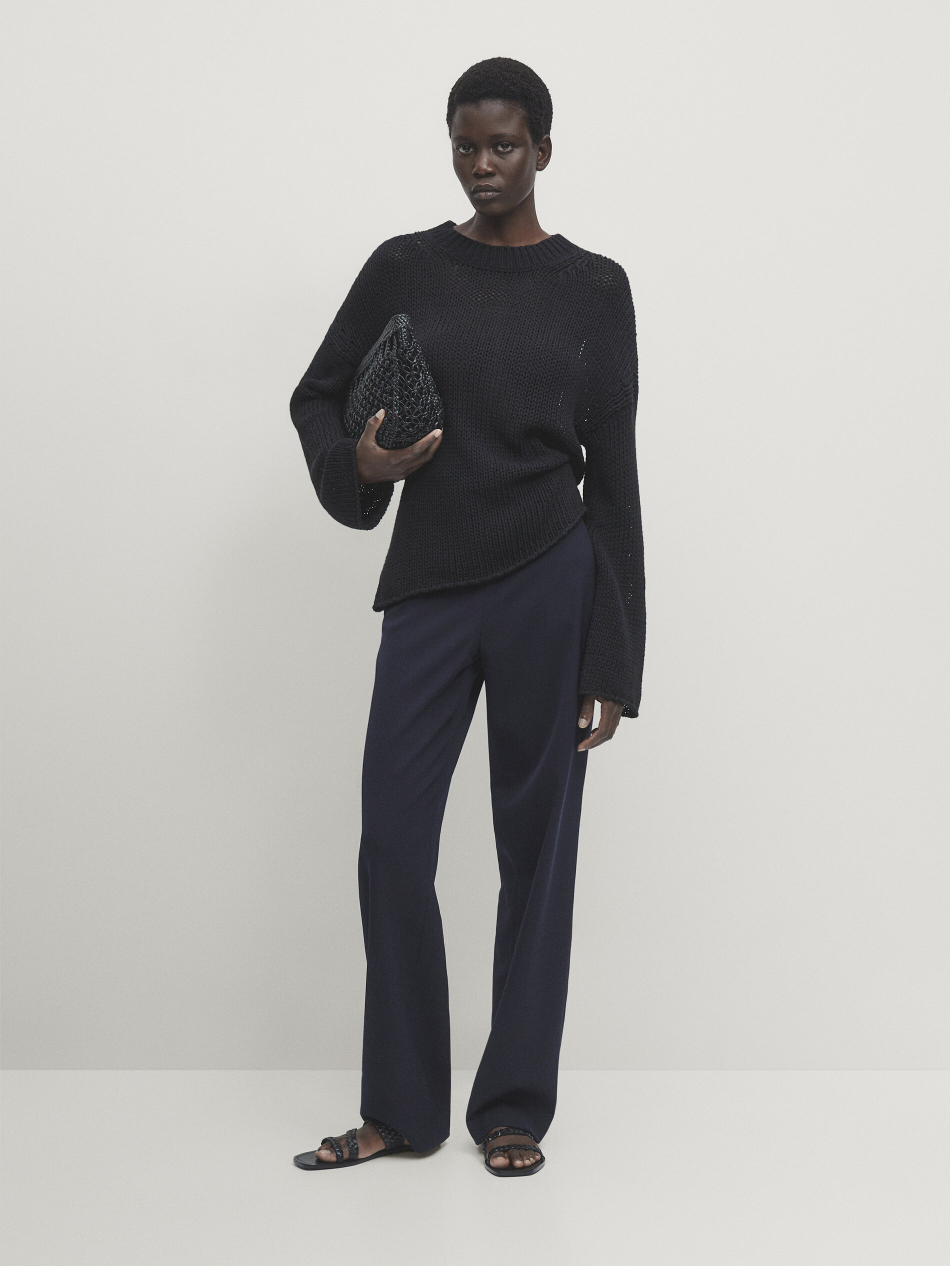 Straight-fit plain navy blue trousers
