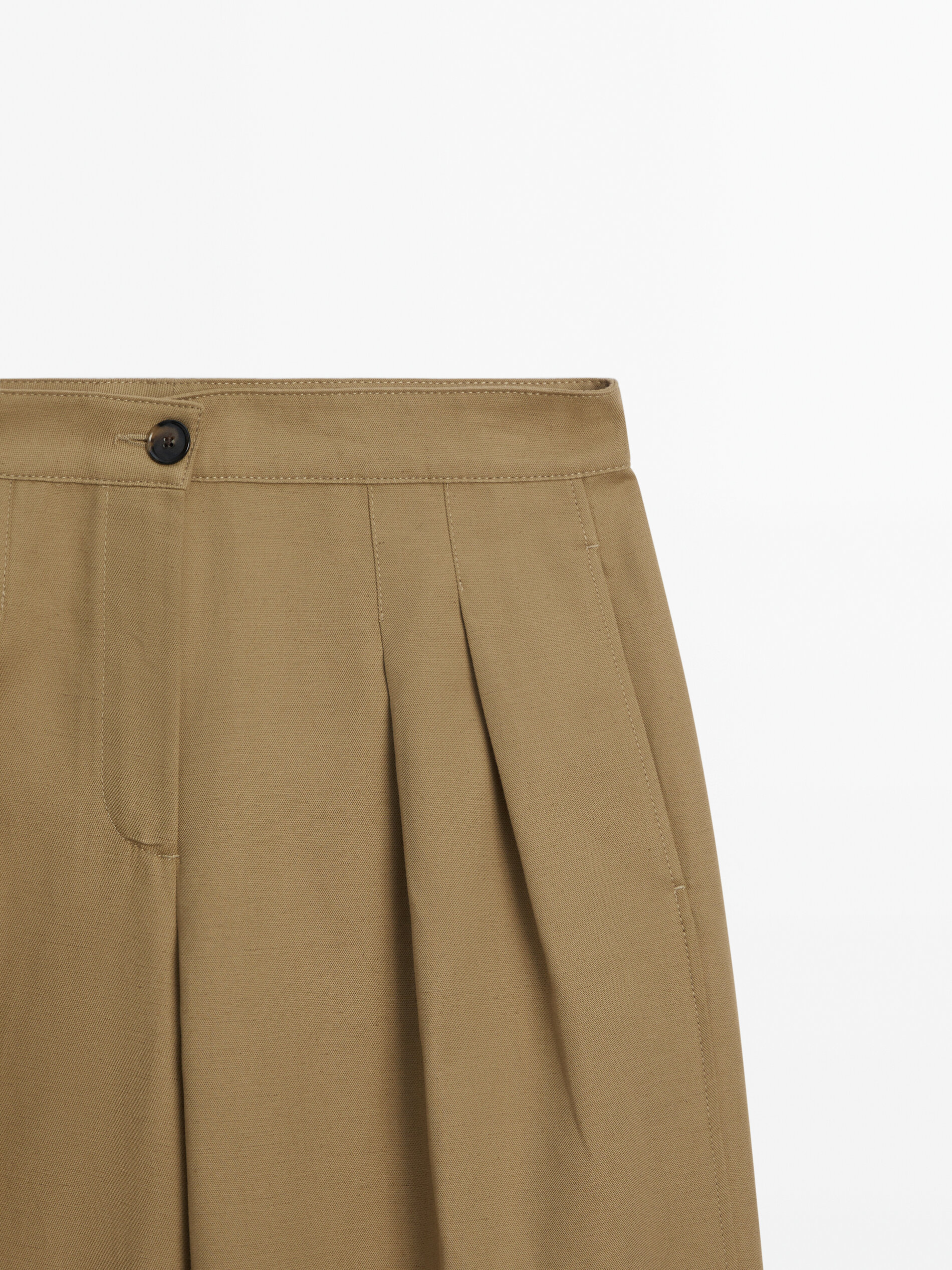 High-waist wide-leg trousers with double dart detail · Washed 