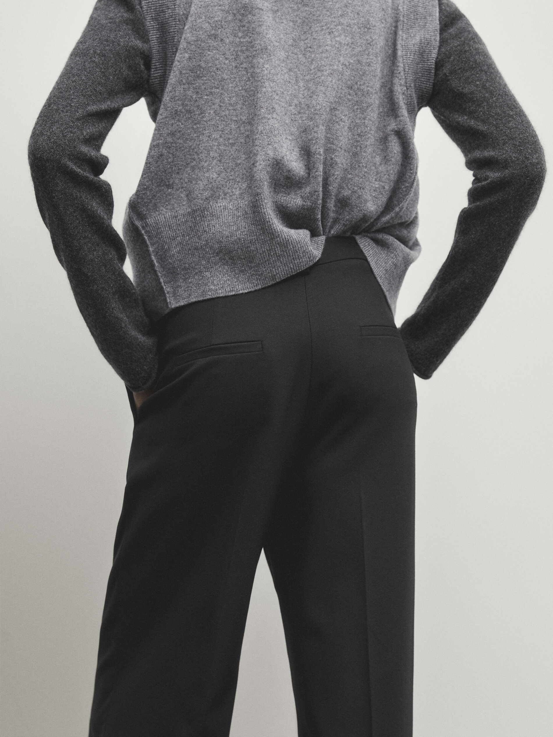 Black darted wide-leg trousers · Black · Dressy | Massimo Dutti