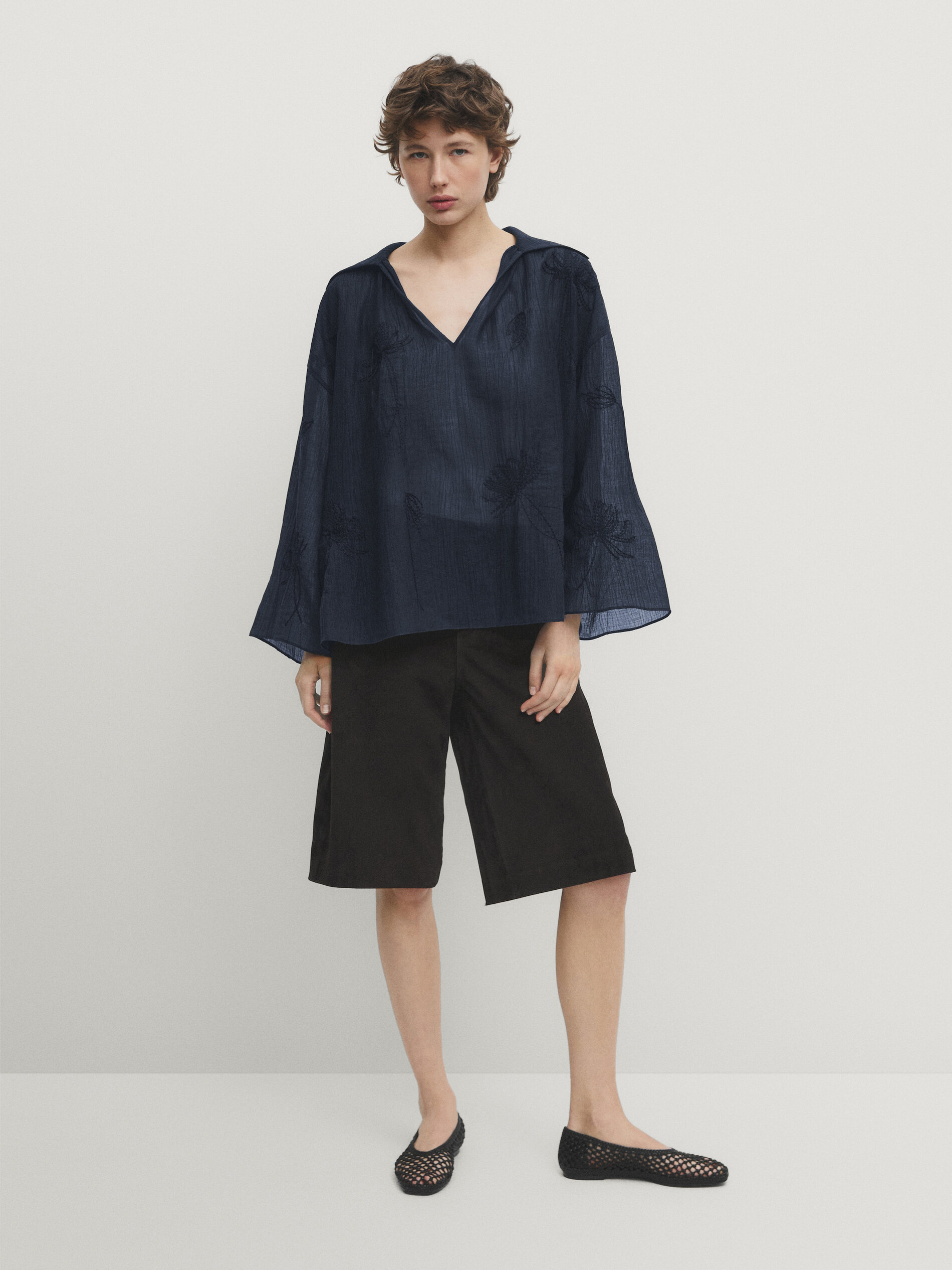 Embroidered print shirt · Ink Blue · Shirts | Massimo Dutti