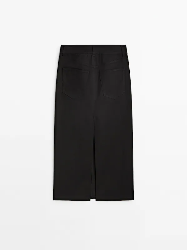 Twill midi skirt with back vent · Black · Smart / Skirts | Massimo Dutti