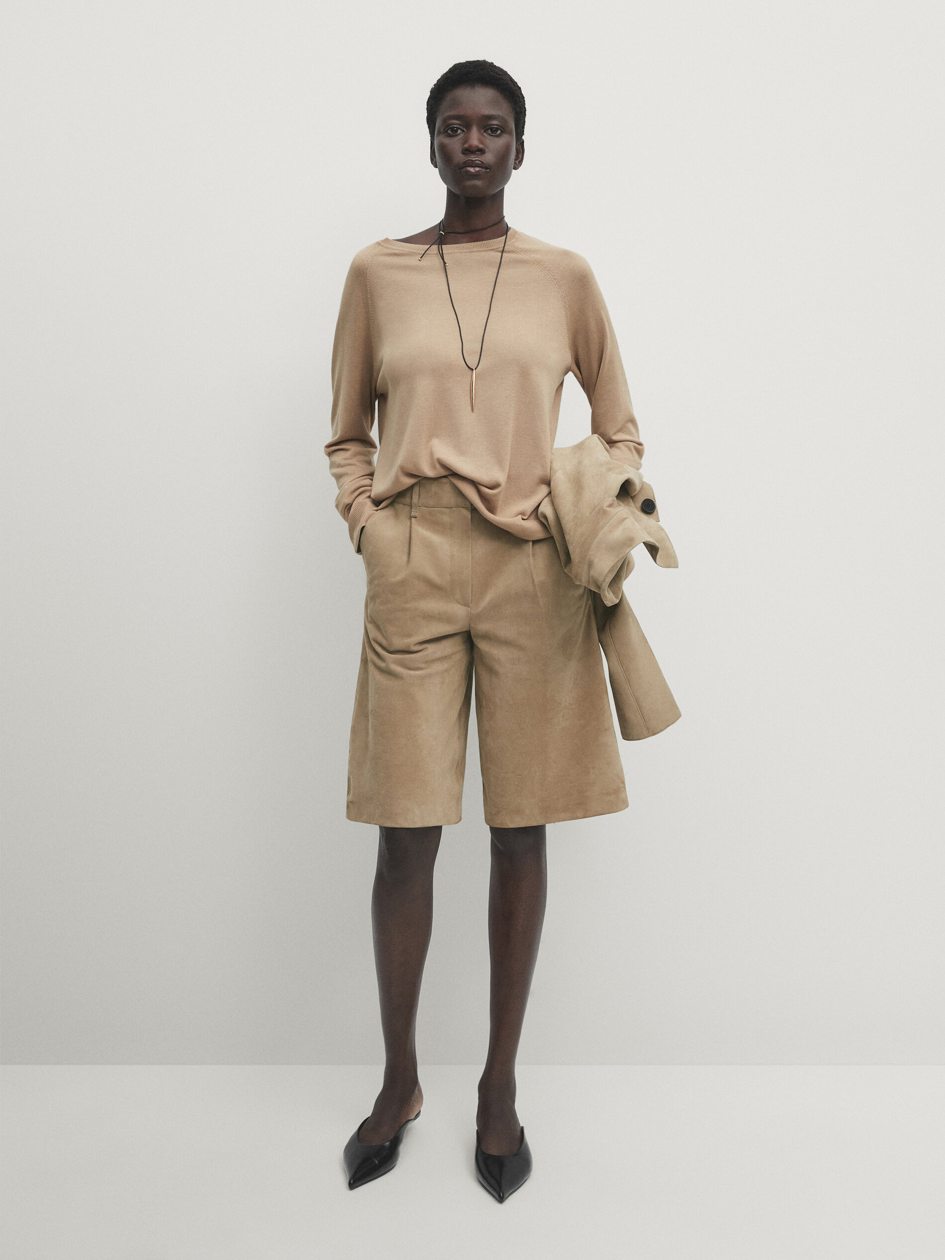 Wildlederbermudas · Sand · Röcke | Massimo Dutti