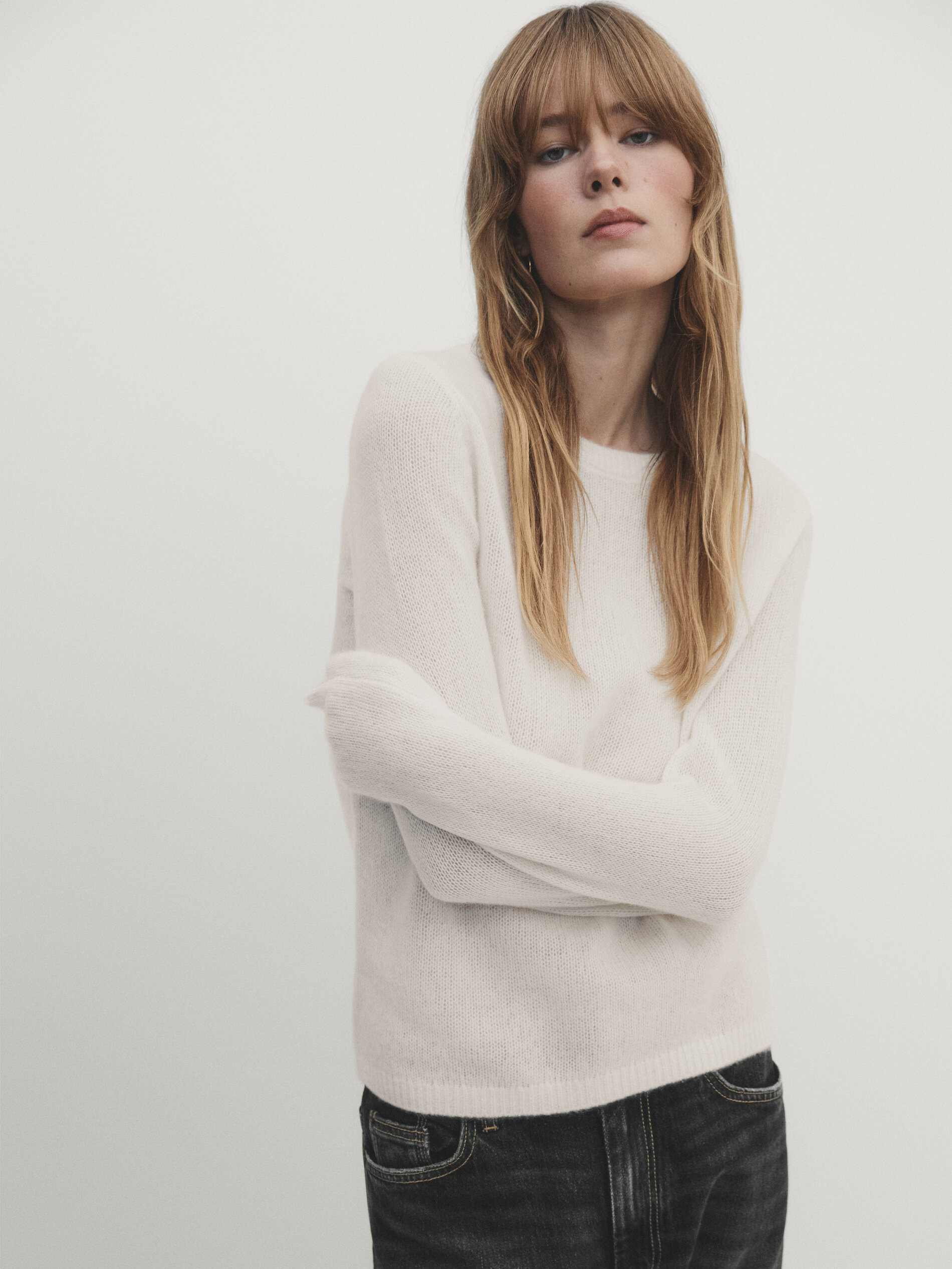 100% cashmere crew neck sweater