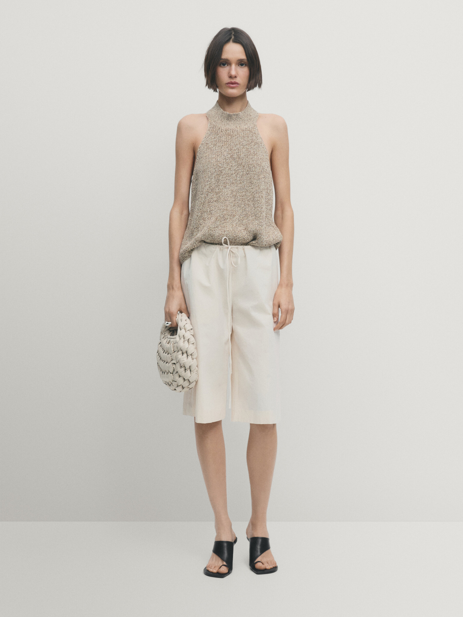 Neckholder-Stricktop mit kombiniertem Garn · Sand · Abendgarderobe 