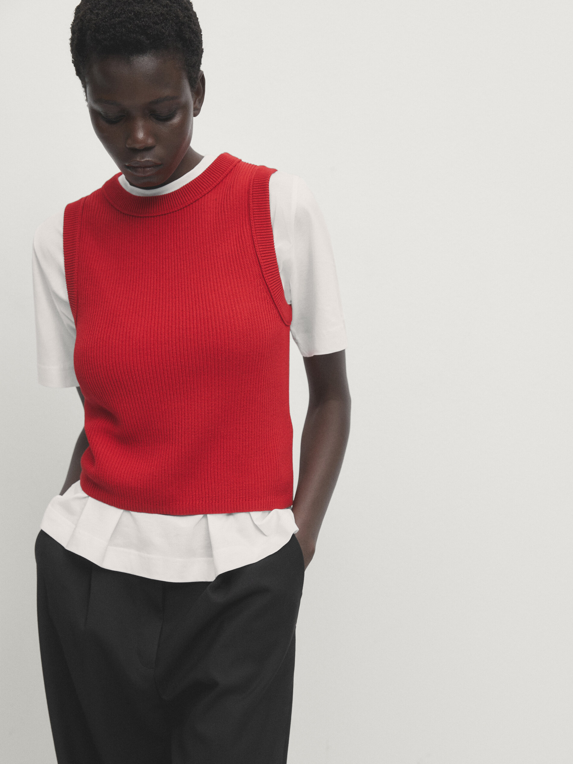 Knit top with ribbed detail · Red, Cream, Sand · Dressy | Massimo