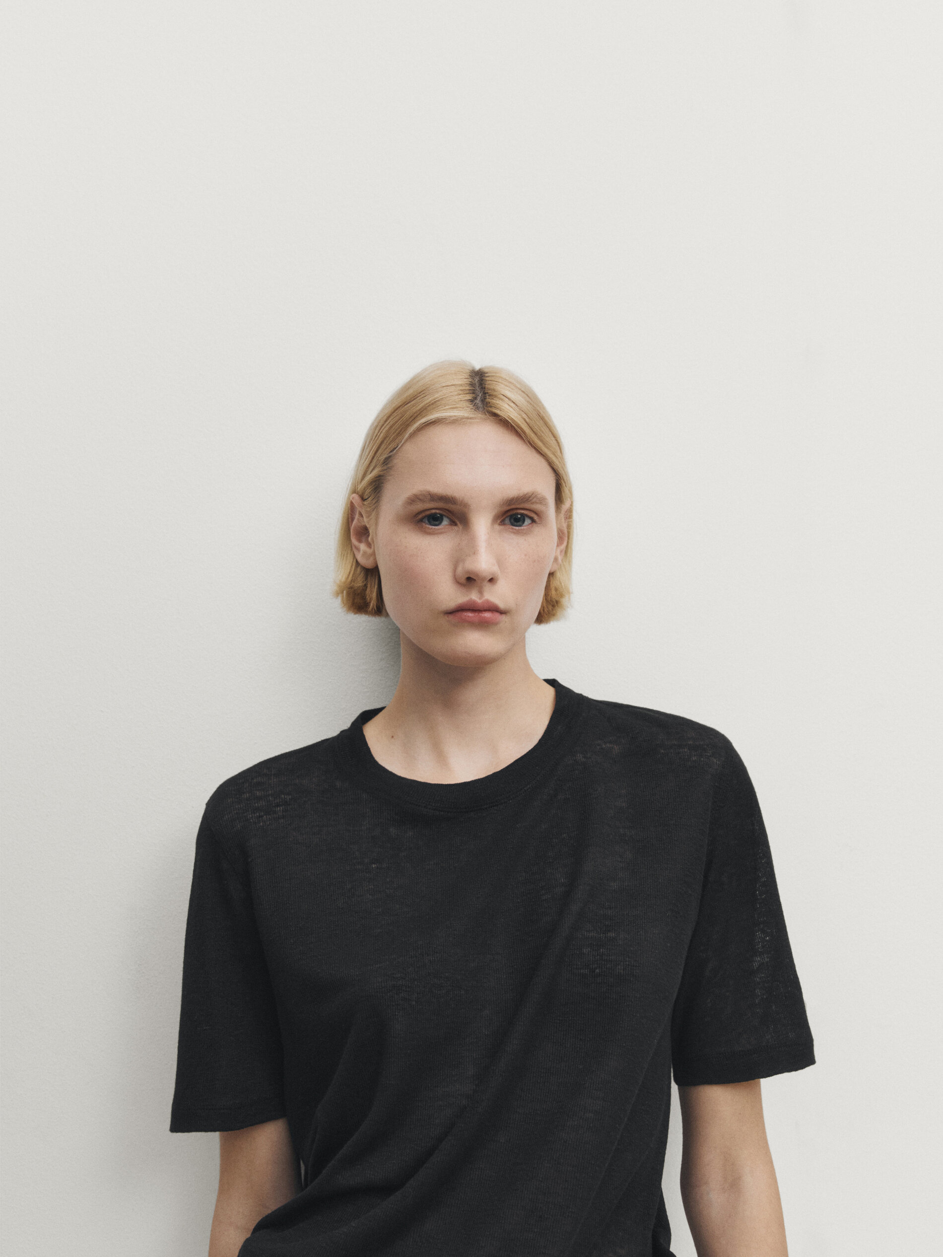 Massimo Dutti 100% Linen Short Sleeve T-shirt In Schwarz