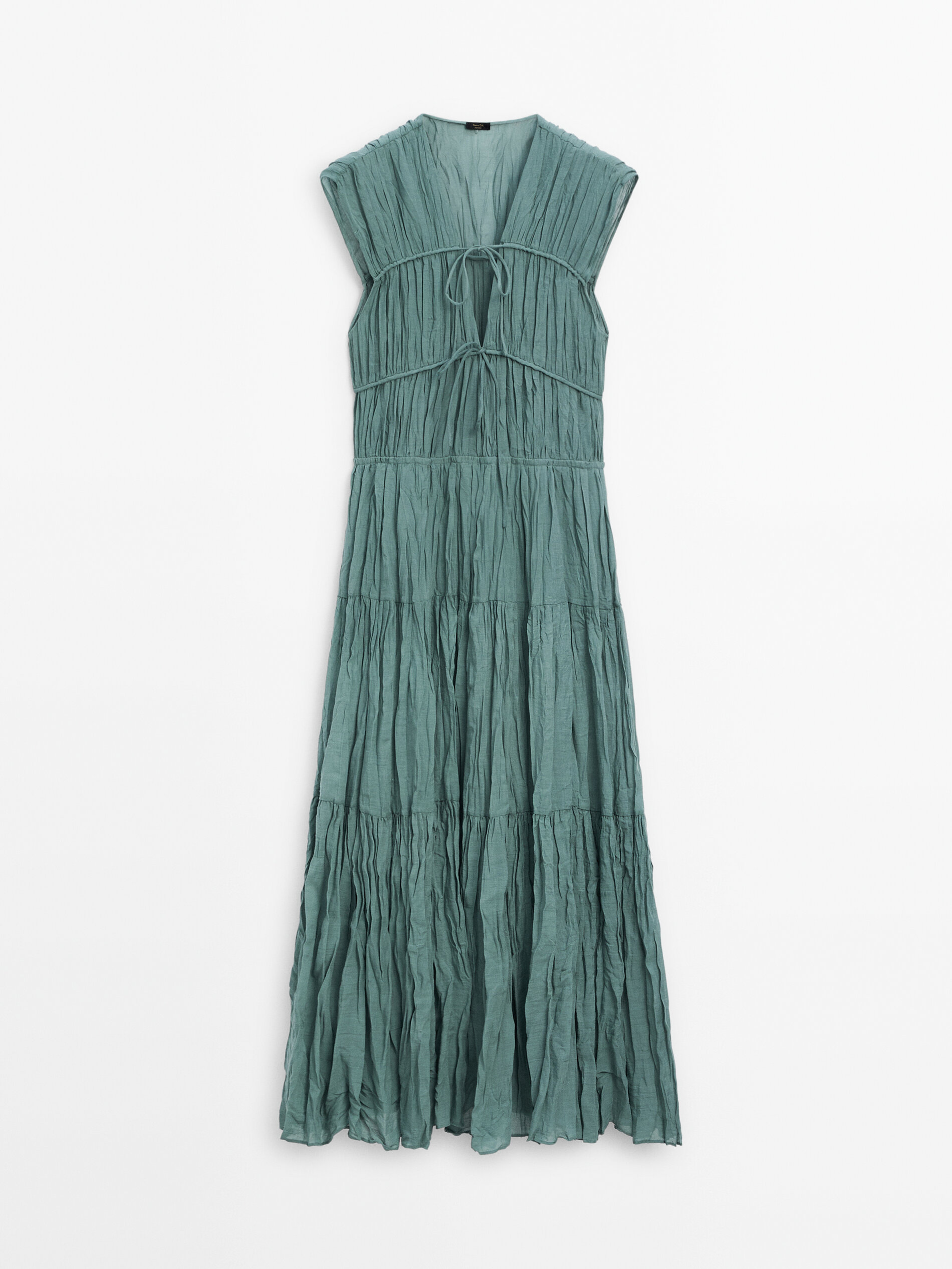 Pleated dress with tie details