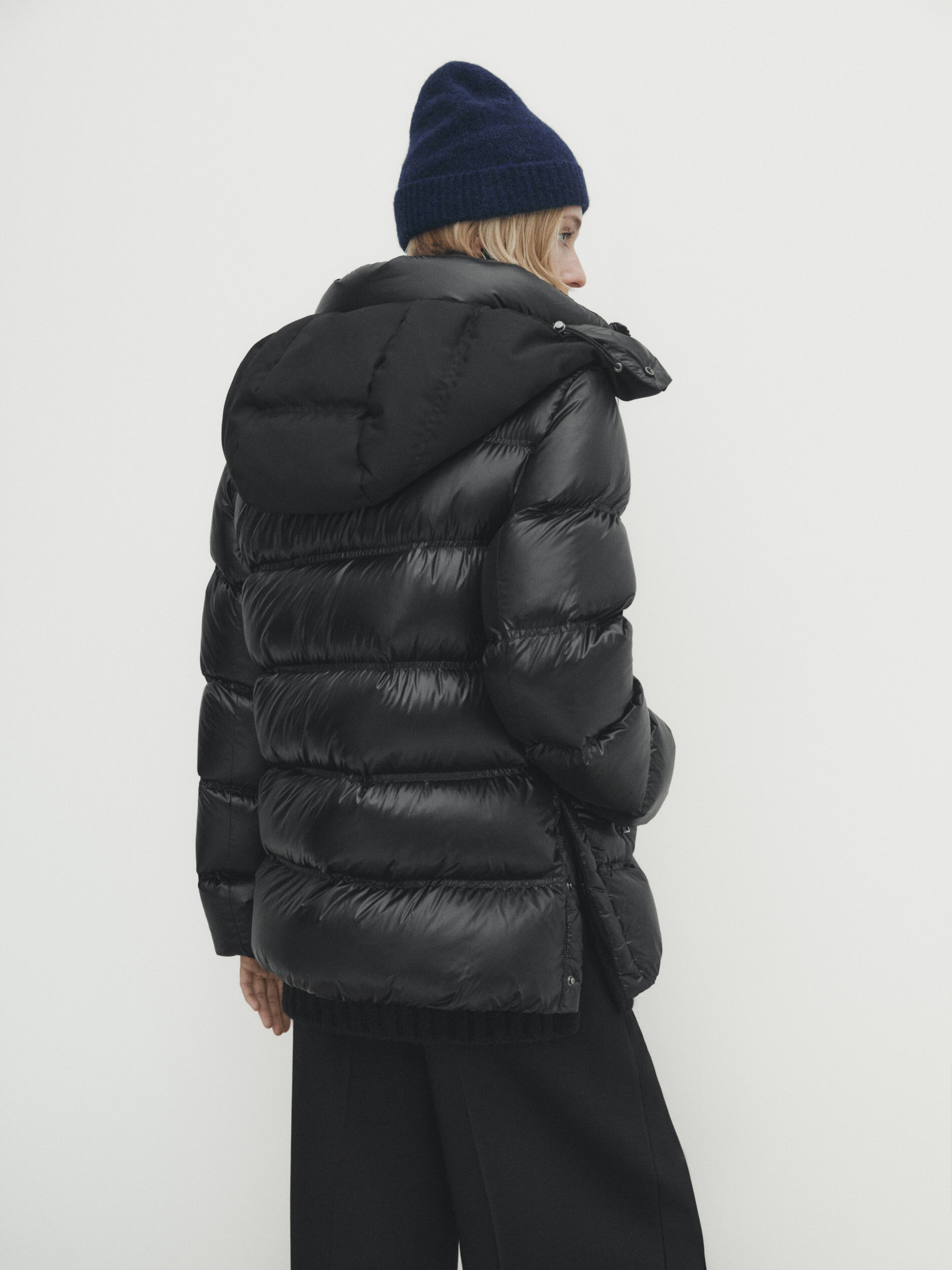 Jacket with down and feather padding and contrast hood