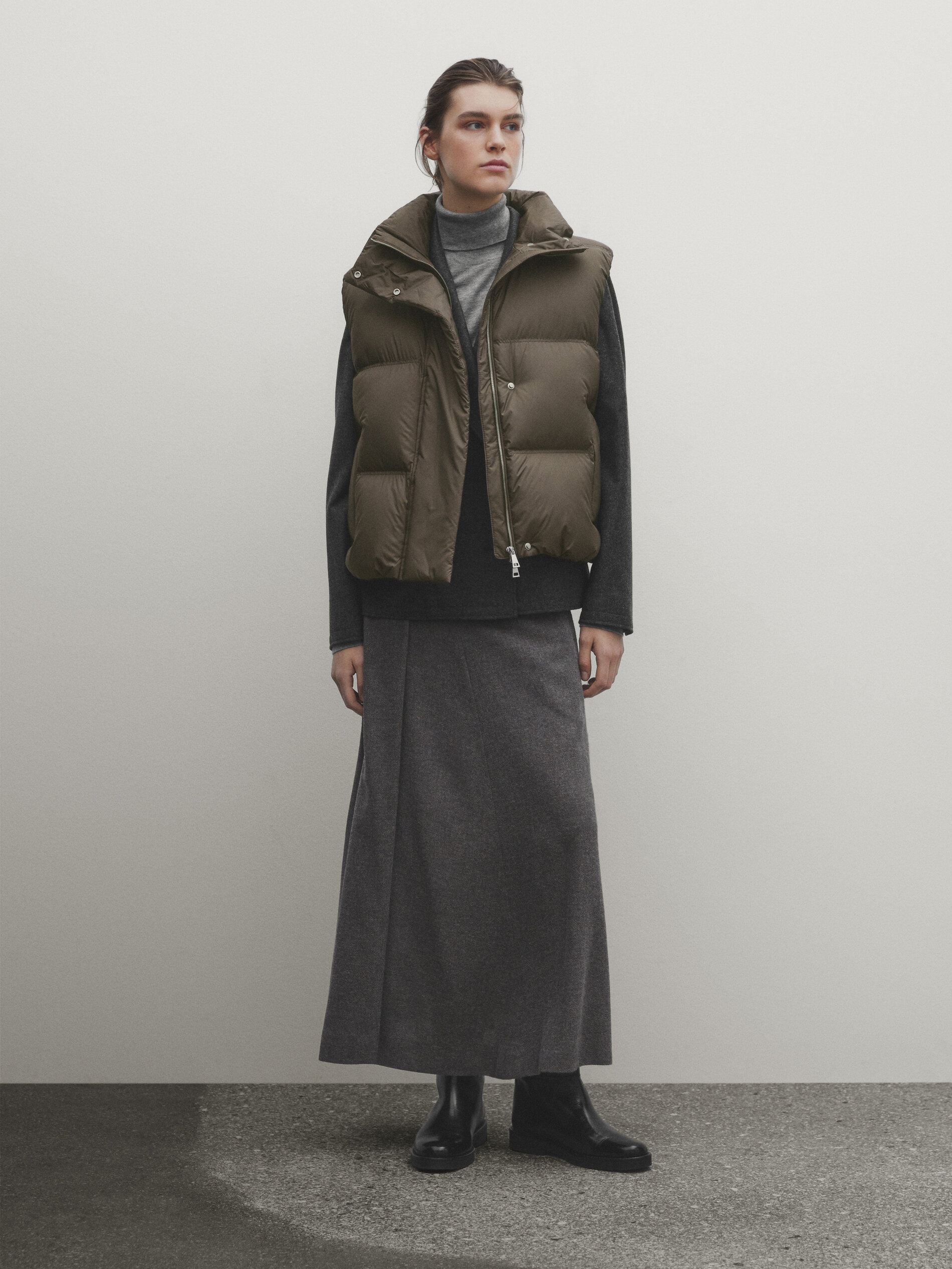 Puffer gilet with down and feather filling · Khaki · Coats And 