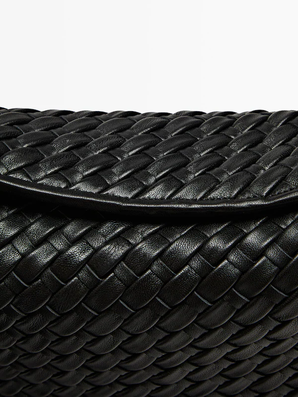 Plaited nappa leather half-moon bag · Black · Accessories | Massimo Dutti