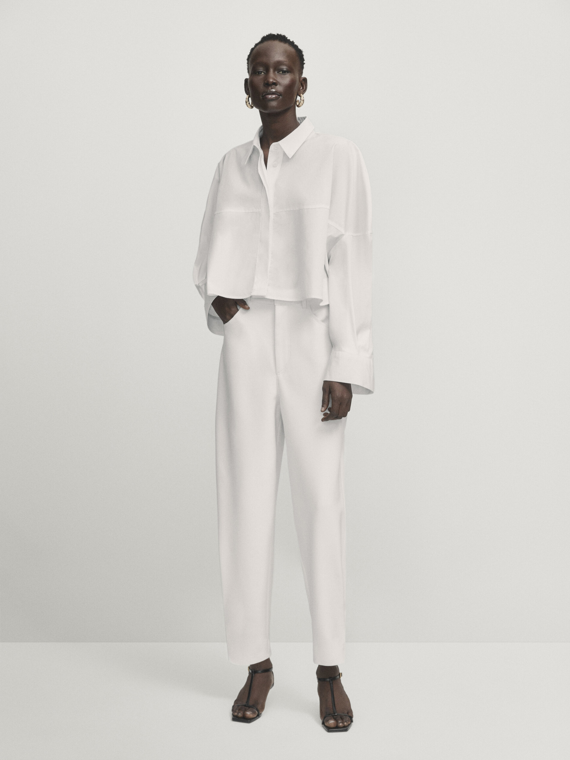 Pleated hem detail trousers - Studio · White · Dressy | Massimo Dutti