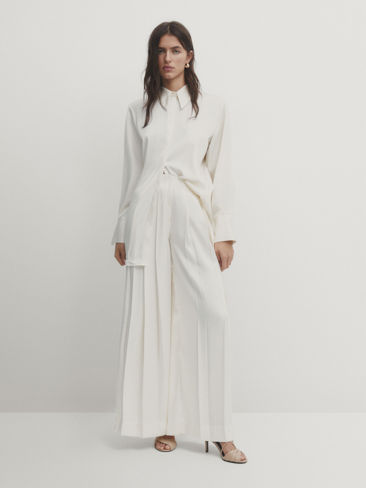 MKDT Studio Wide écru trousers in cotton