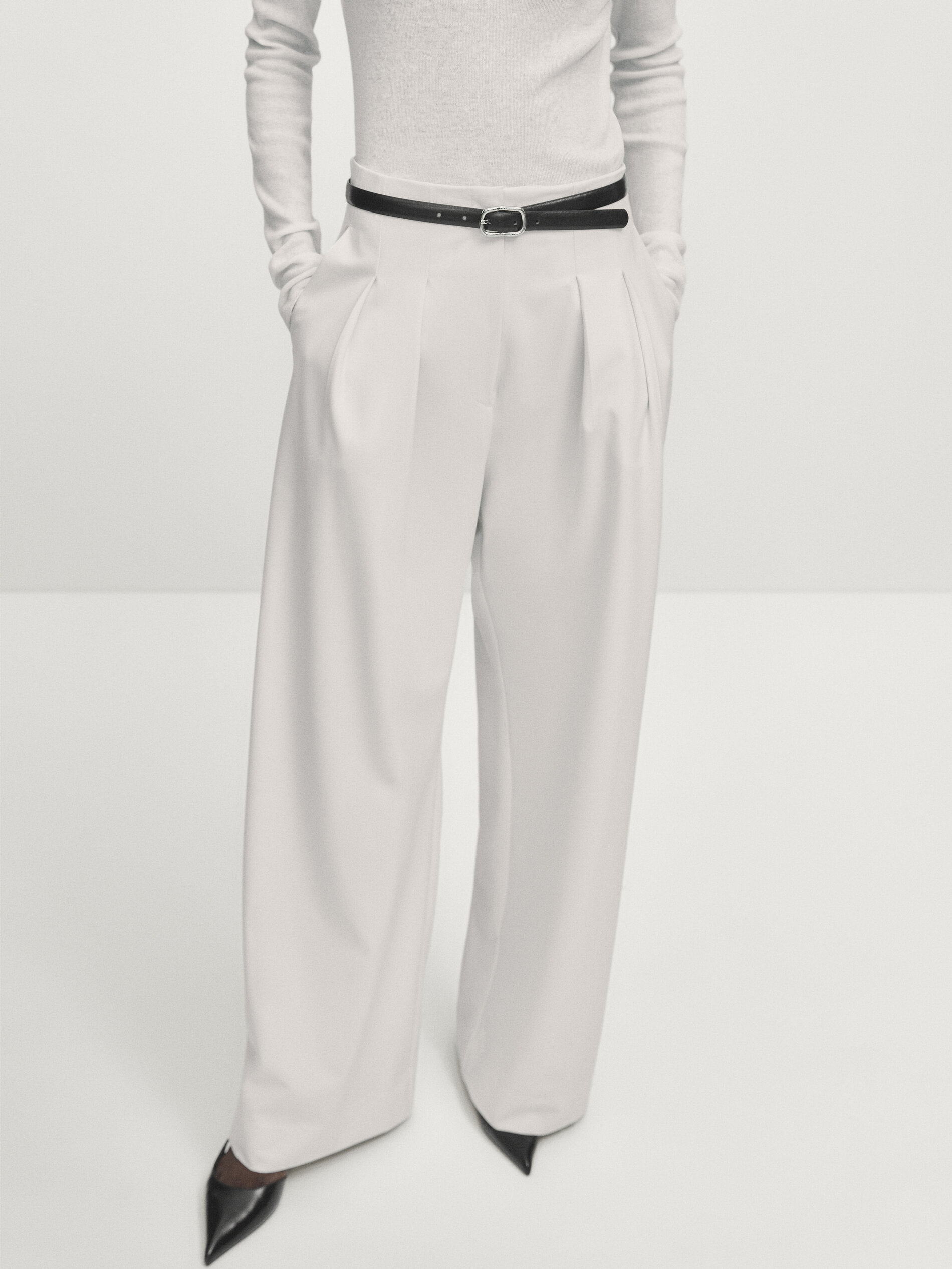 Wide-leg trousers with darts - Studio