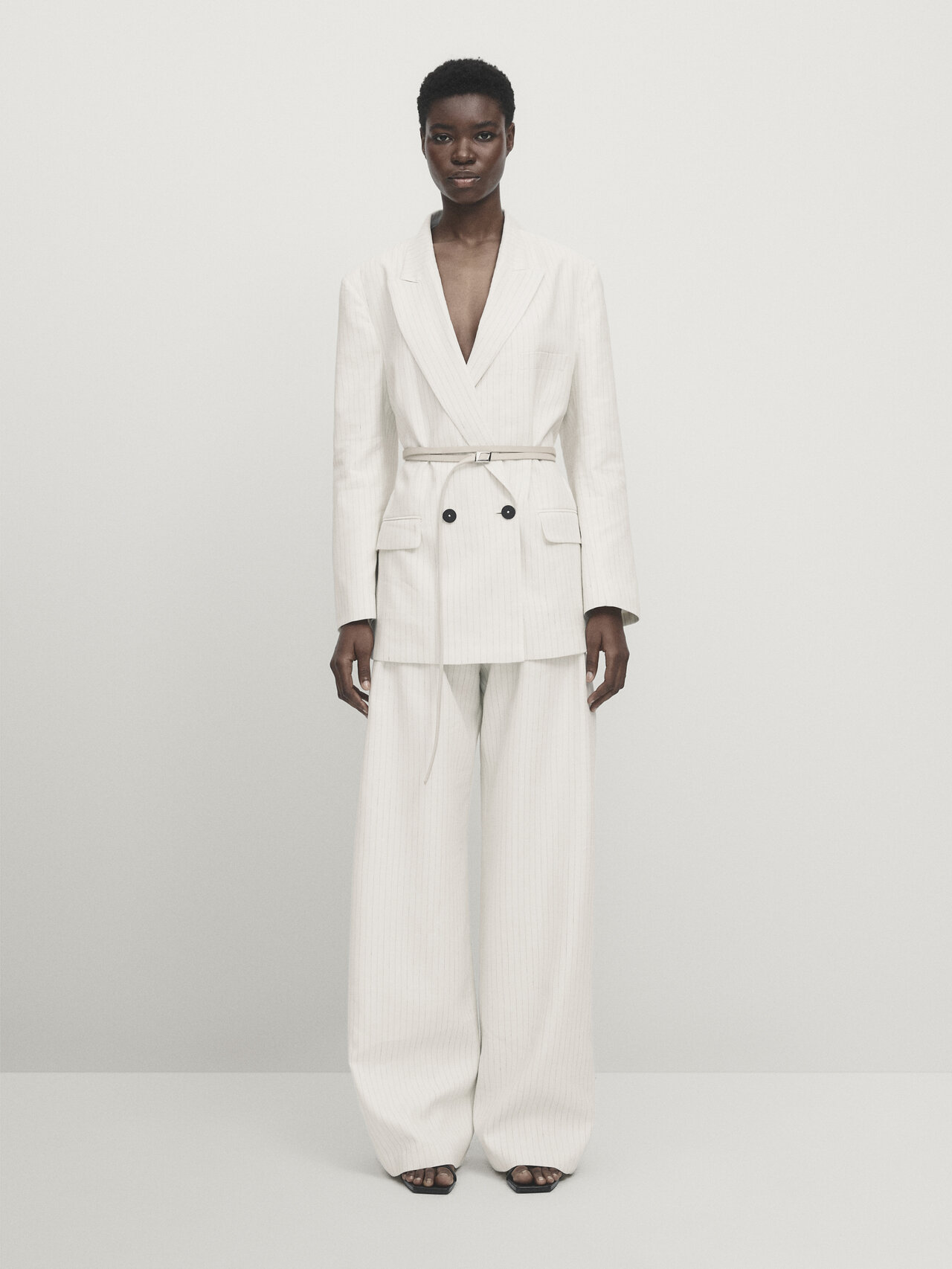 Женские костюмы - Massimo Dutti