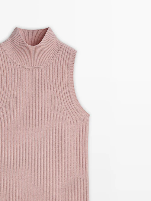 Pink Ribbed Roll Neck Textured Yarn Sweater