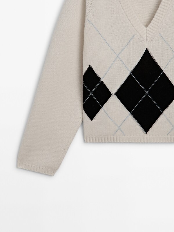 Diamond-design knit sweater - Studio · Cream · Sweaters And Cardigans ...