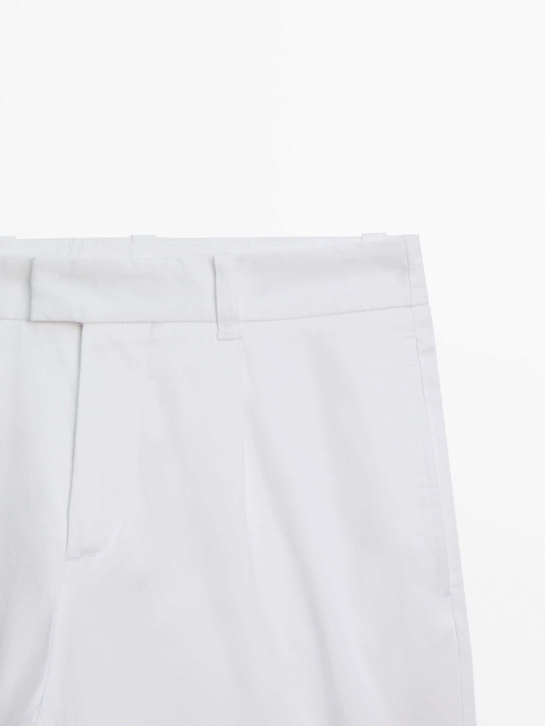 Pantalón microestructura tapered fit