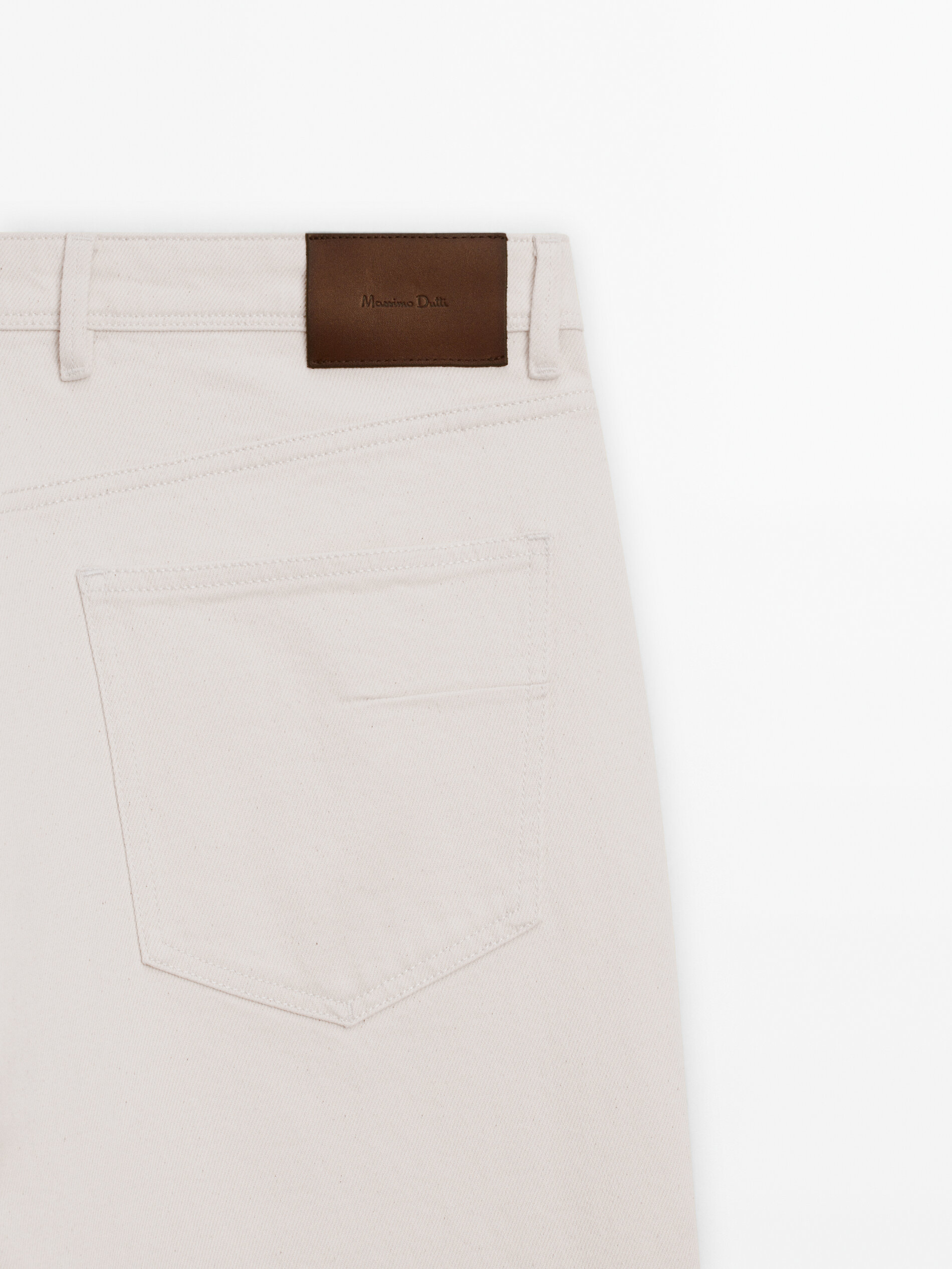 Tapered fit jean · Natürel · Abi̇ye Massimo Dutti