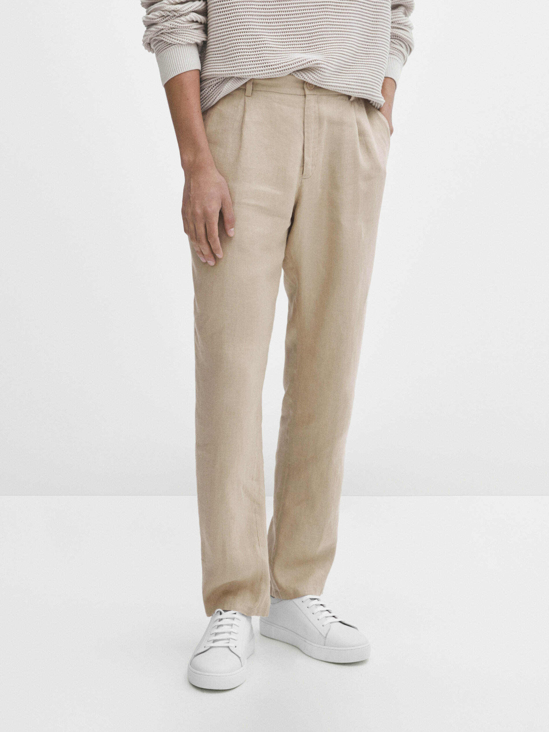 Cream Single Pleat Linen Trousers | New & Lingwood