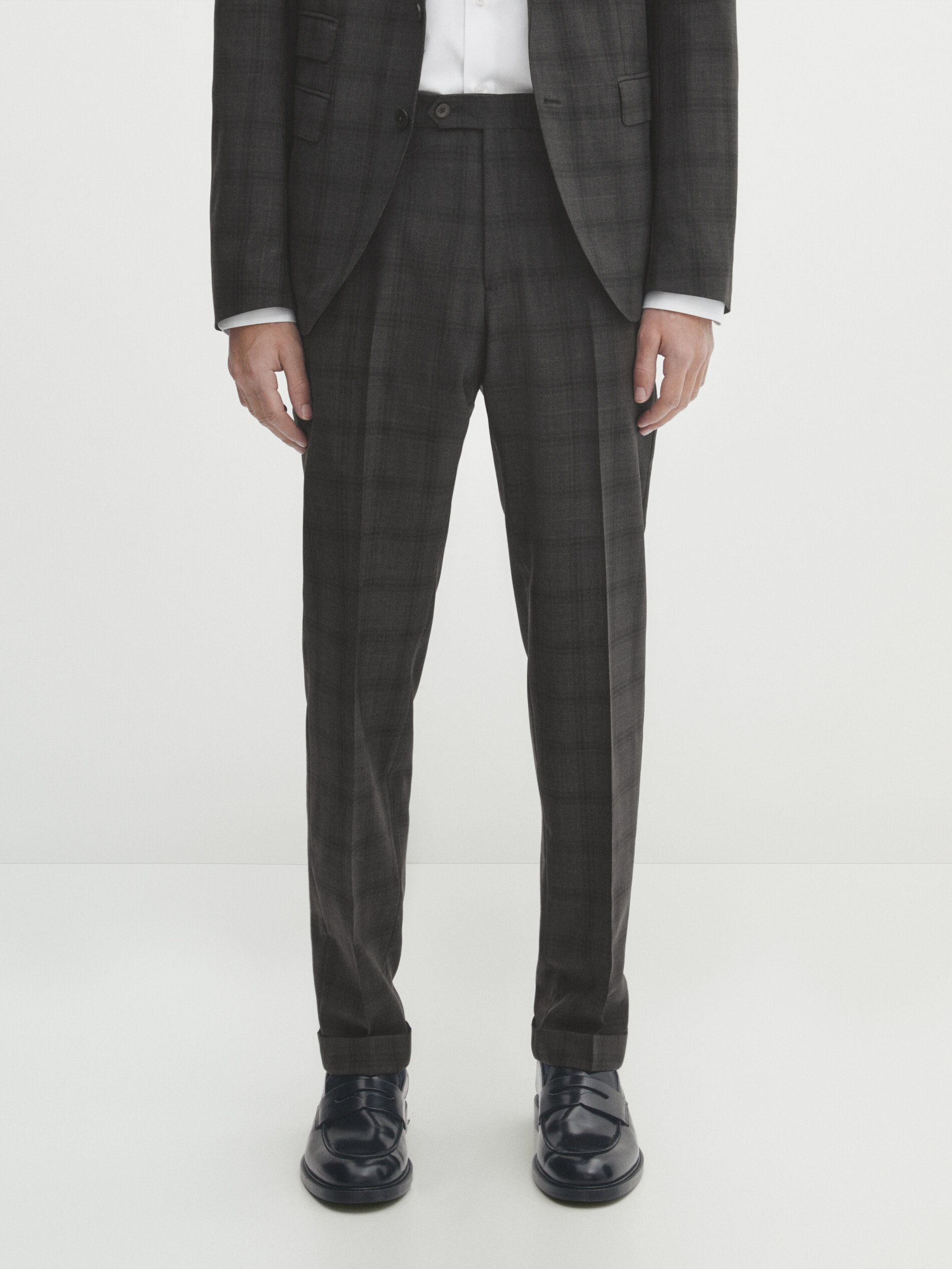 Tailored Fit Light Grey Prince of Wales Check Suit - Roderick Charles