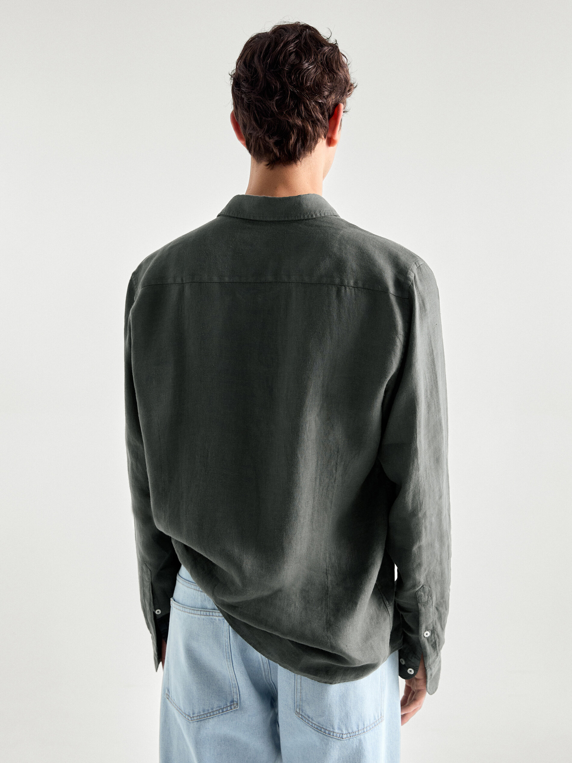 Massimo Dutti Slim-fit 100% Linen Shirt In Grün Meliert