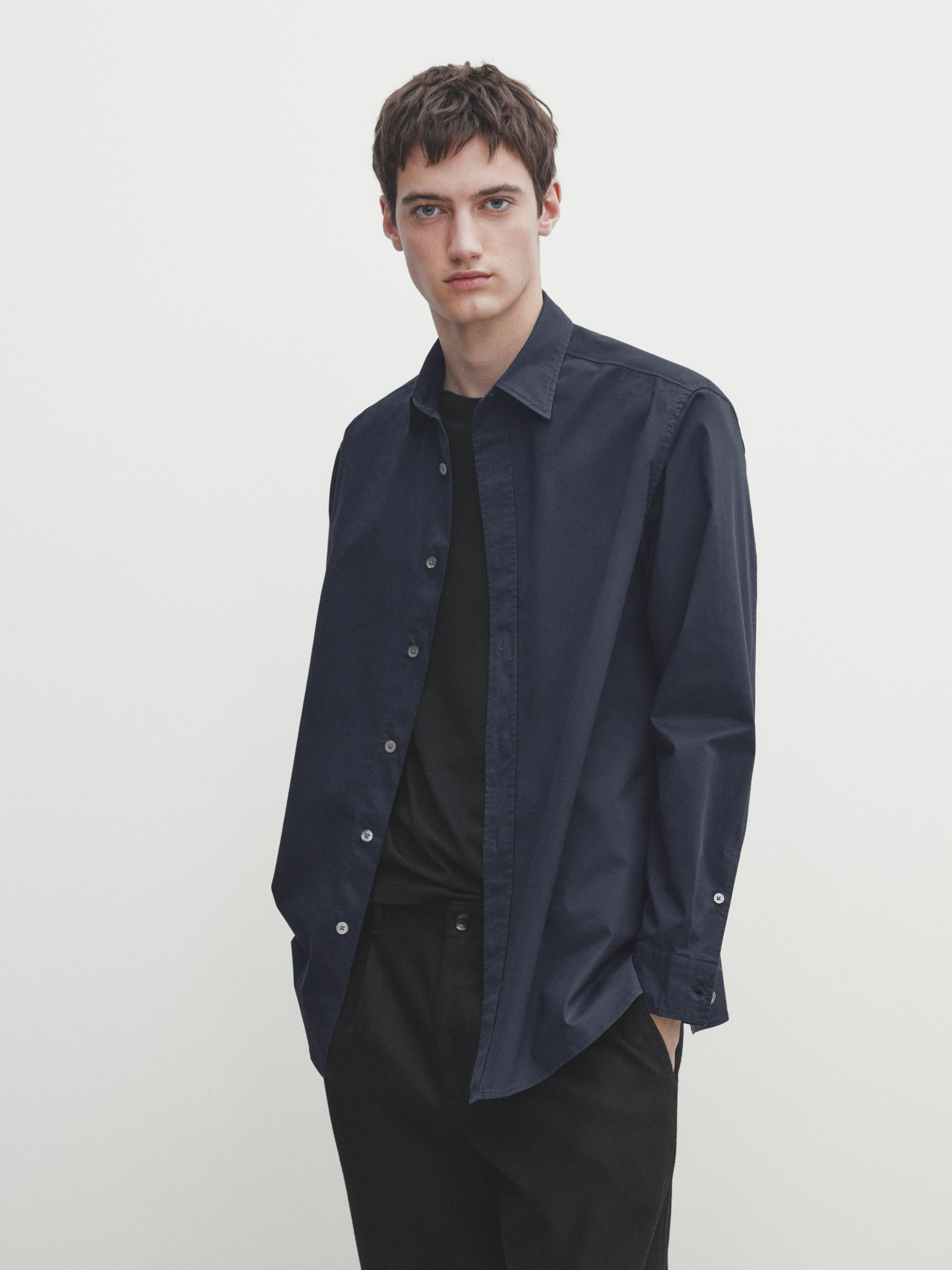 Stretch relaxed-fit cotton twill shirt