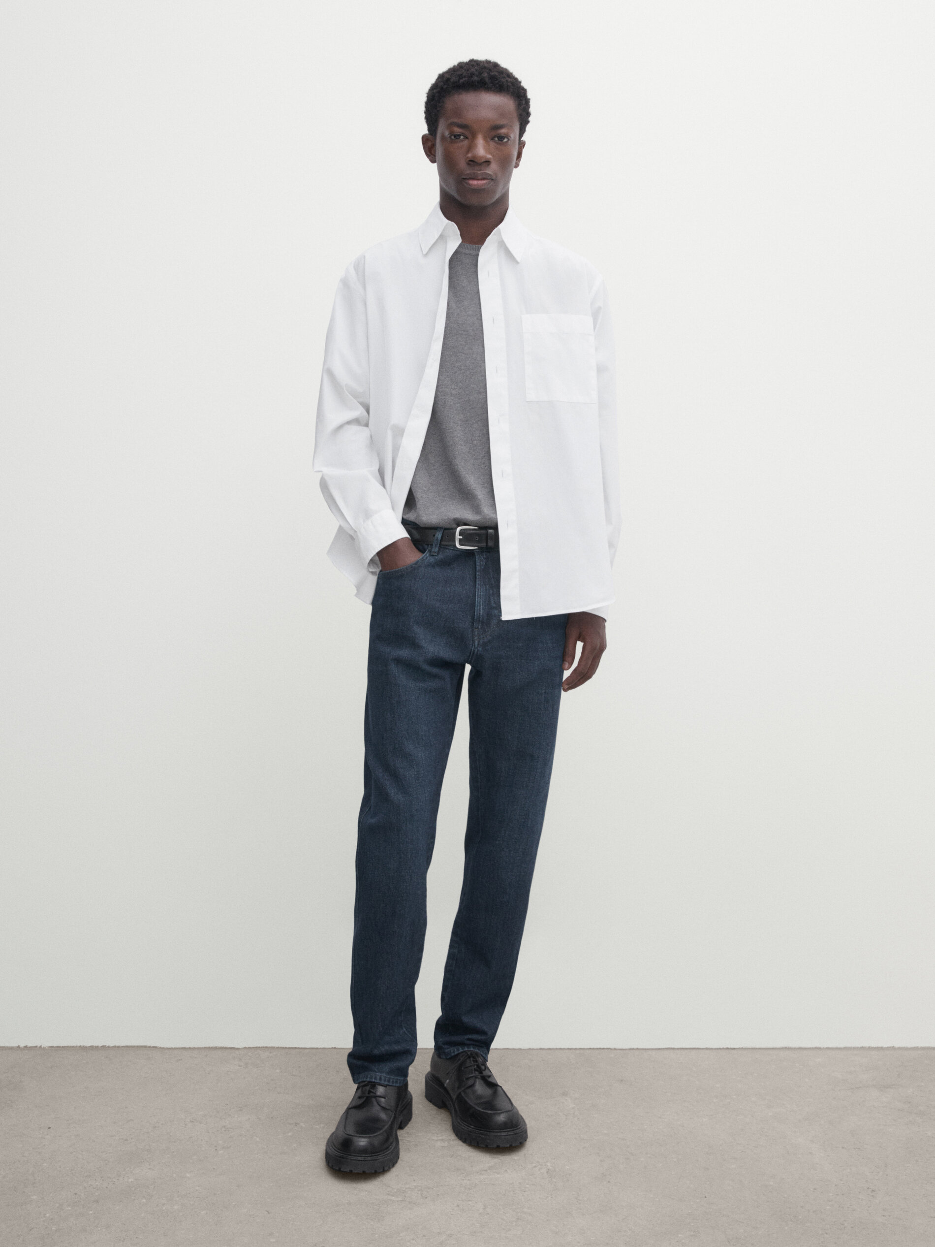 Massimo Dutti Popelinhemd Mit Brusttasche Im Regular-fit In Weiss
