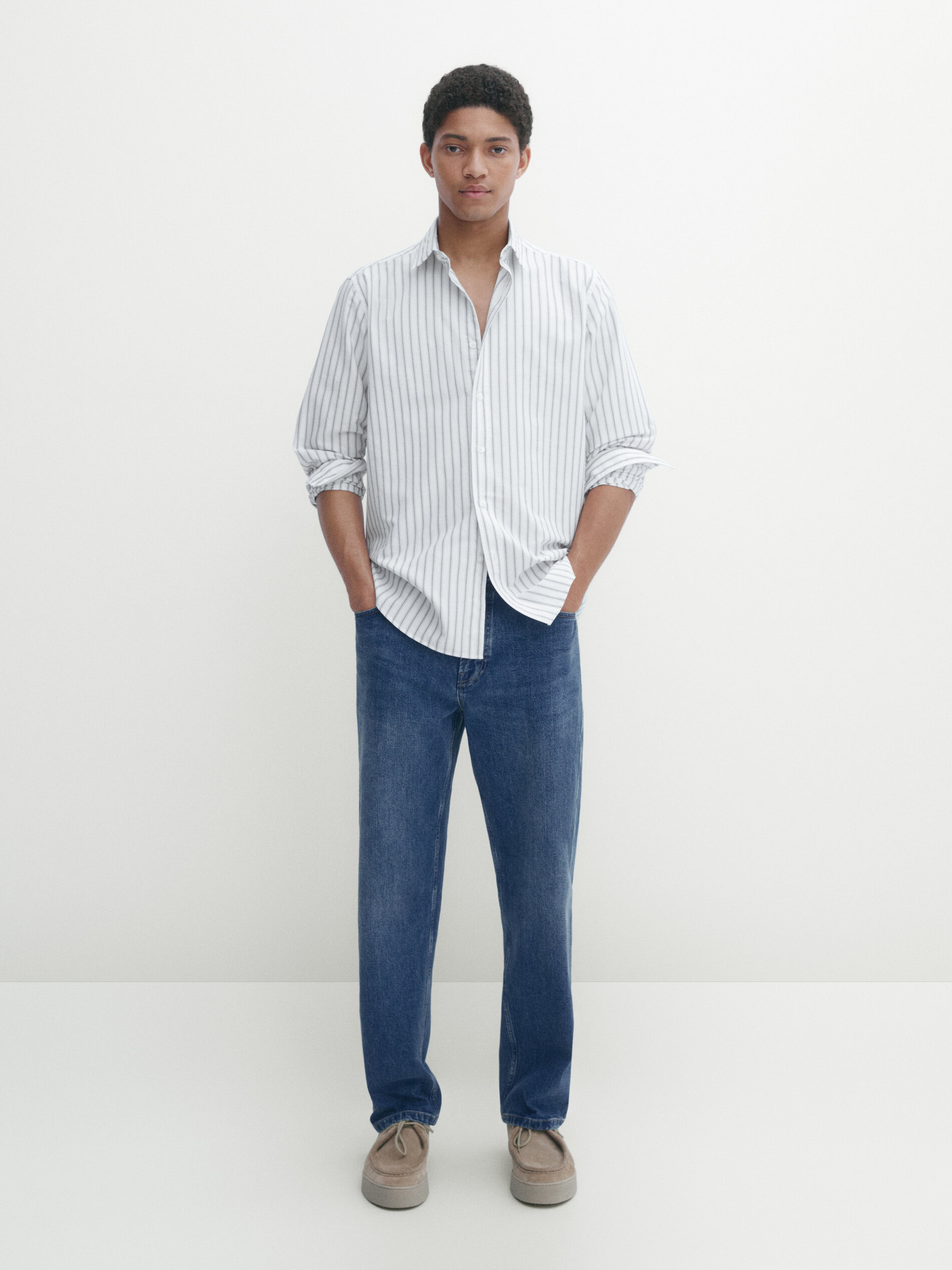 Massimo Dutti Gestreiftes Oxfordhemd Im Regular-fit In Weiss