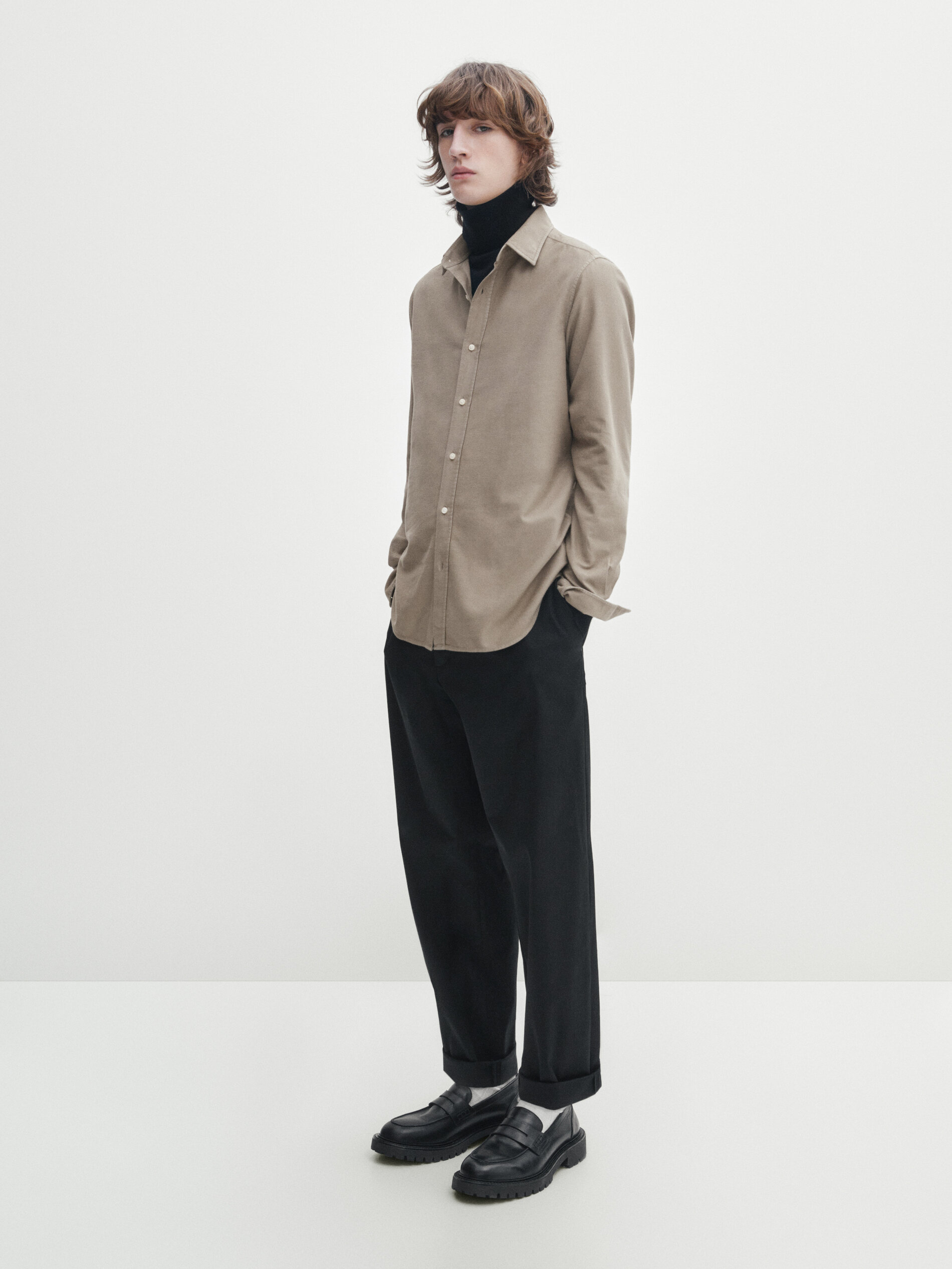 100% cotton slim fit shirt · Beige Marl, Navy Blue, Dark Green 
