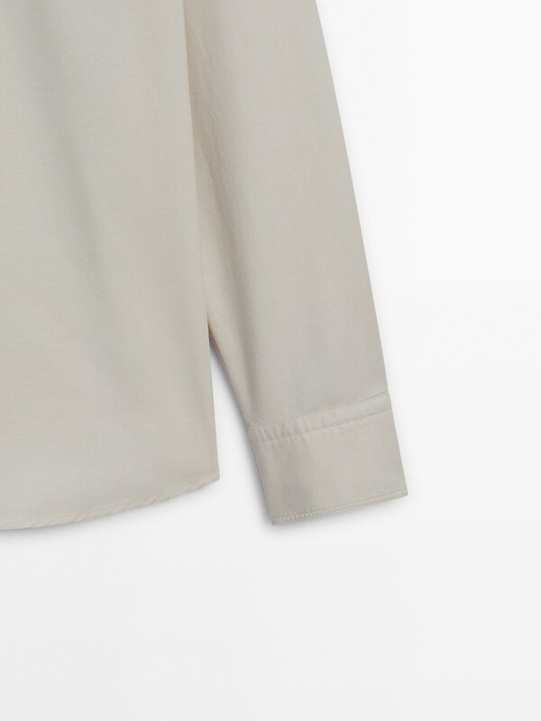 Regular fit cotton Oxford shirt · Beige, Khaki · Shirts | Massimo Dutti