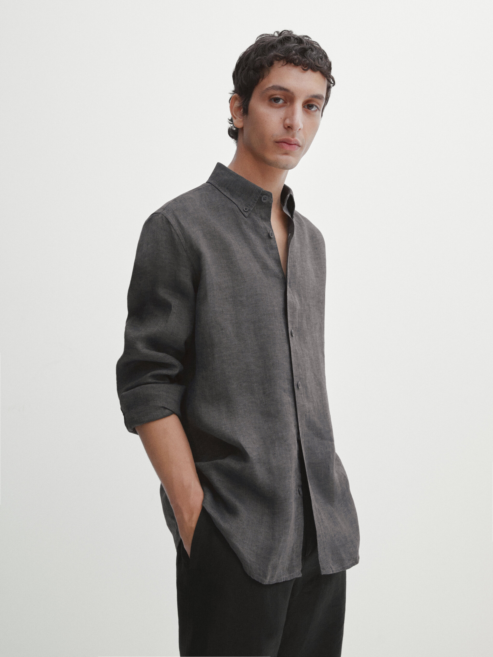 Massimo Dutti Regular-fit-hemd Aus Reinem Leinen In Dunkelgrau
