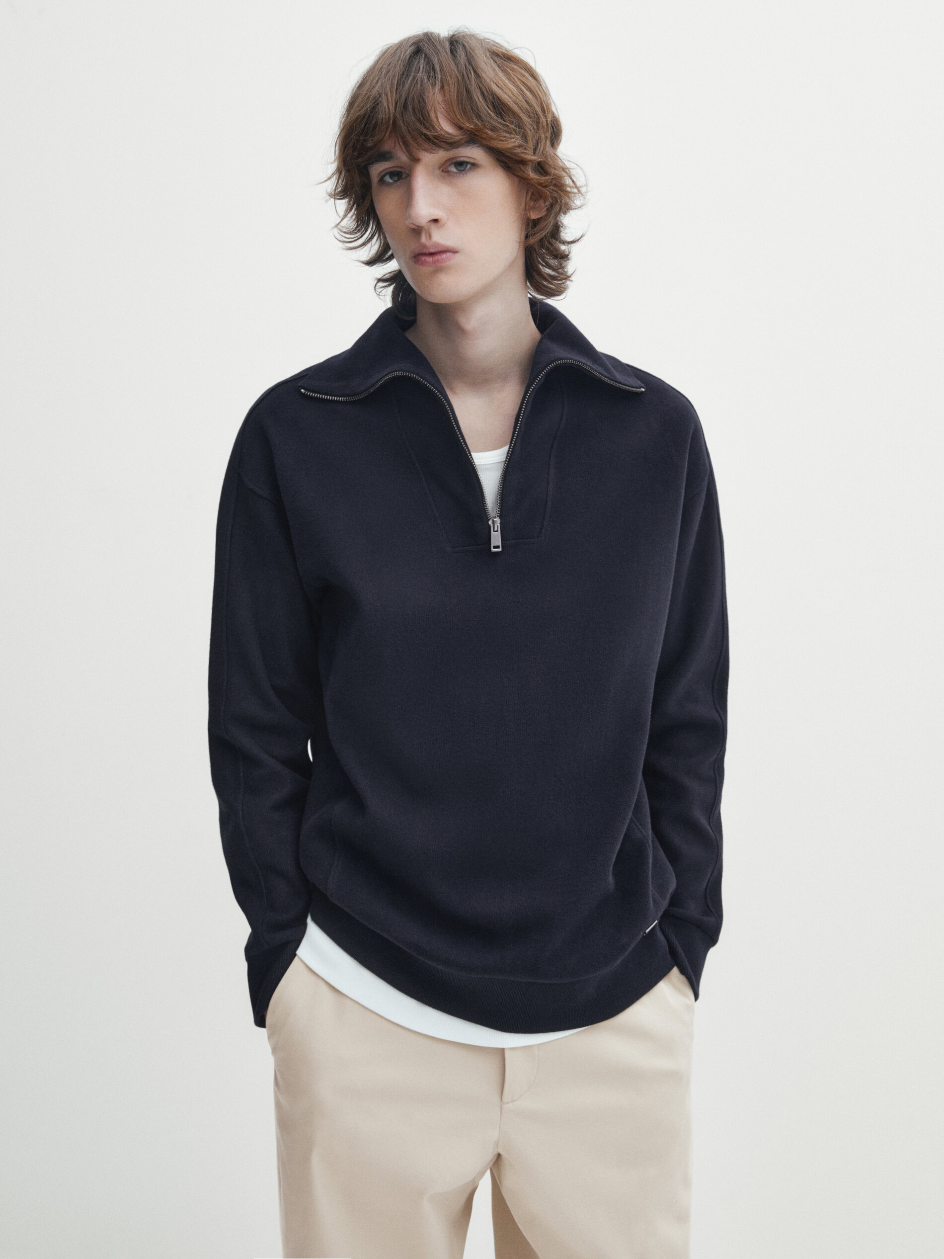 Mock neck zip-up sweatshirt · Navy Blue, Dark Olive Green, Cream