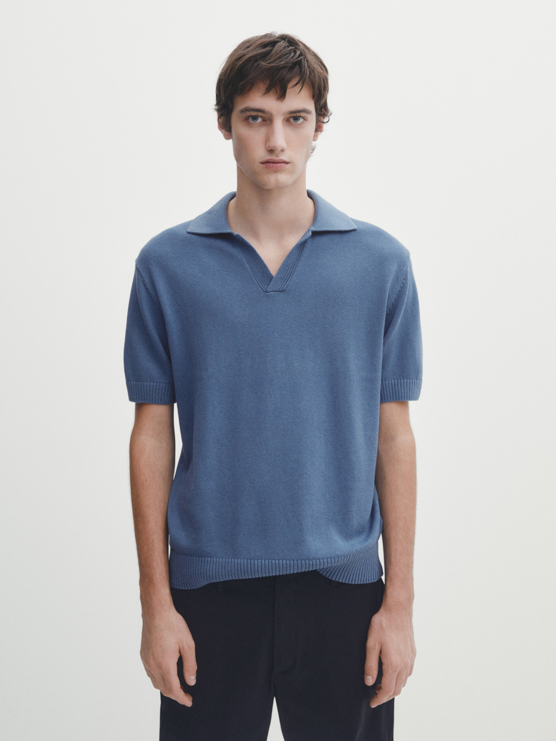 Jersey polo punto cozy manga corta · Azul, Azul Marino, Kaki, Crudo · Sweaters Massimo Dutti